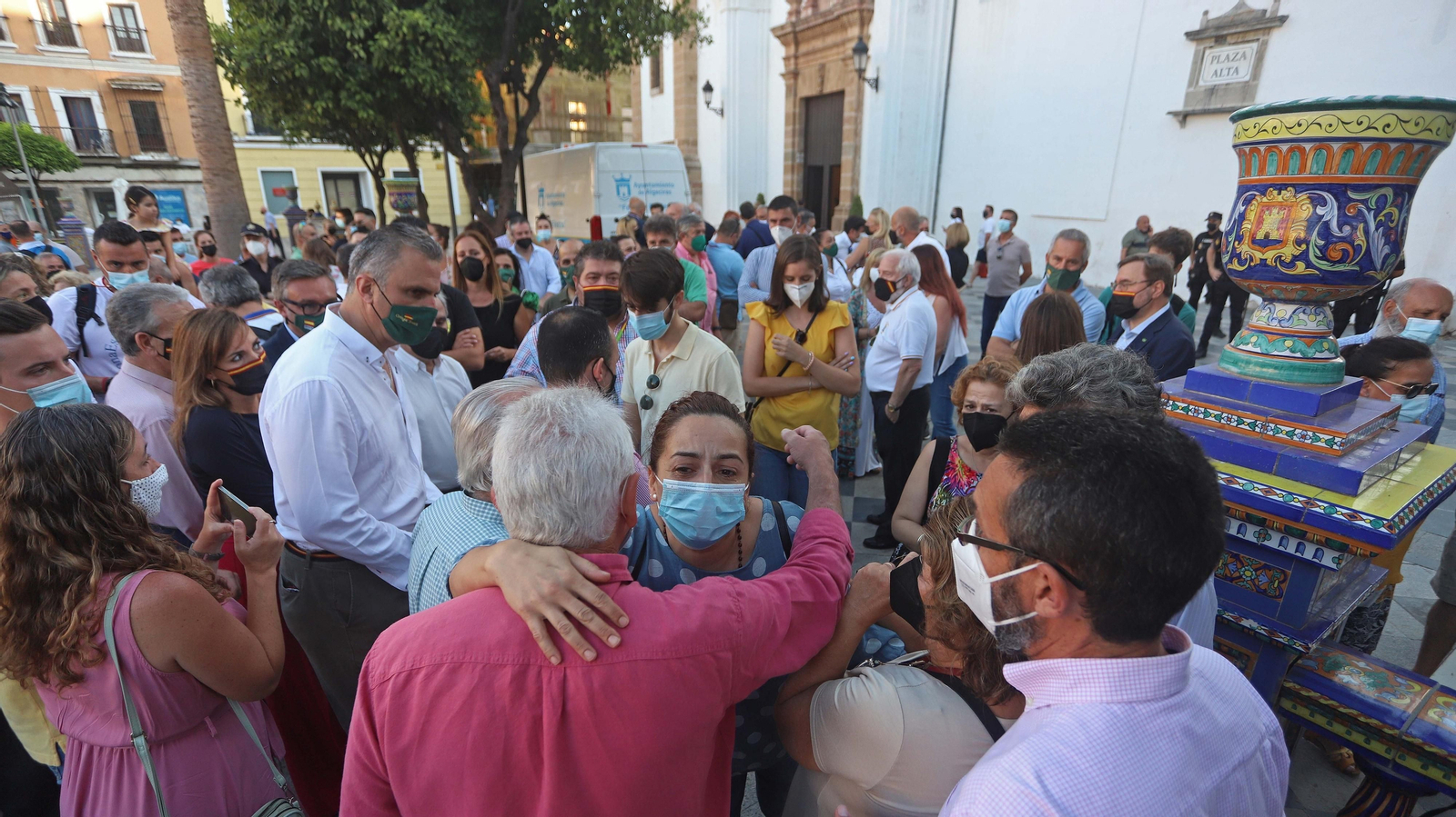 Fotos de la concentración en homenaje a José Luis Domínguez Iborra en Algeciras
