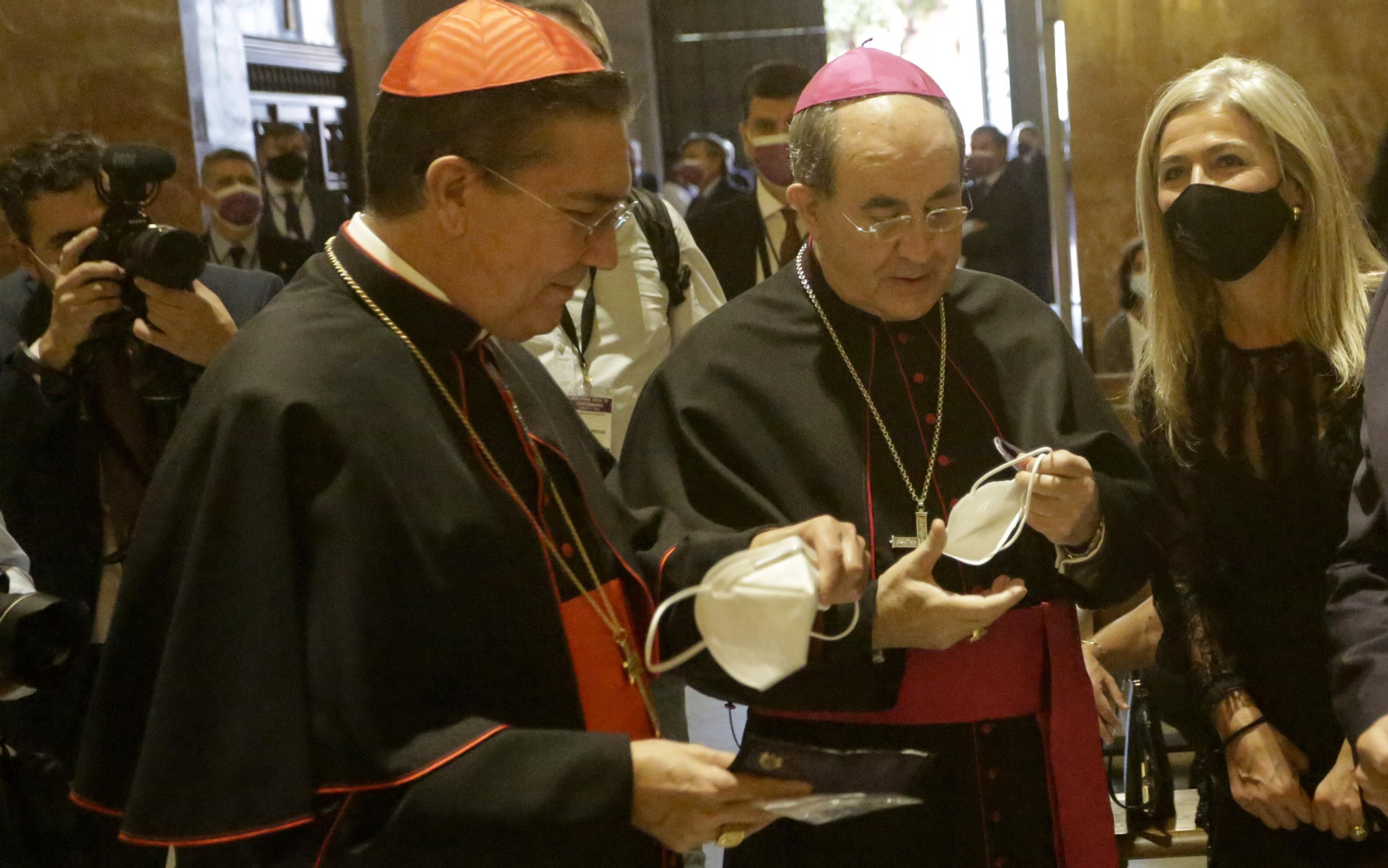 Las imágenes de la misa por el cuarto centenario del Gran Poder