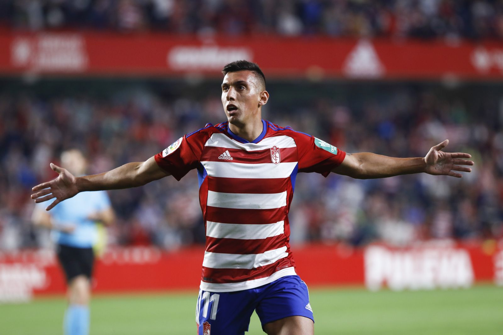 Uzuni es el máximo goleador de la categoría.