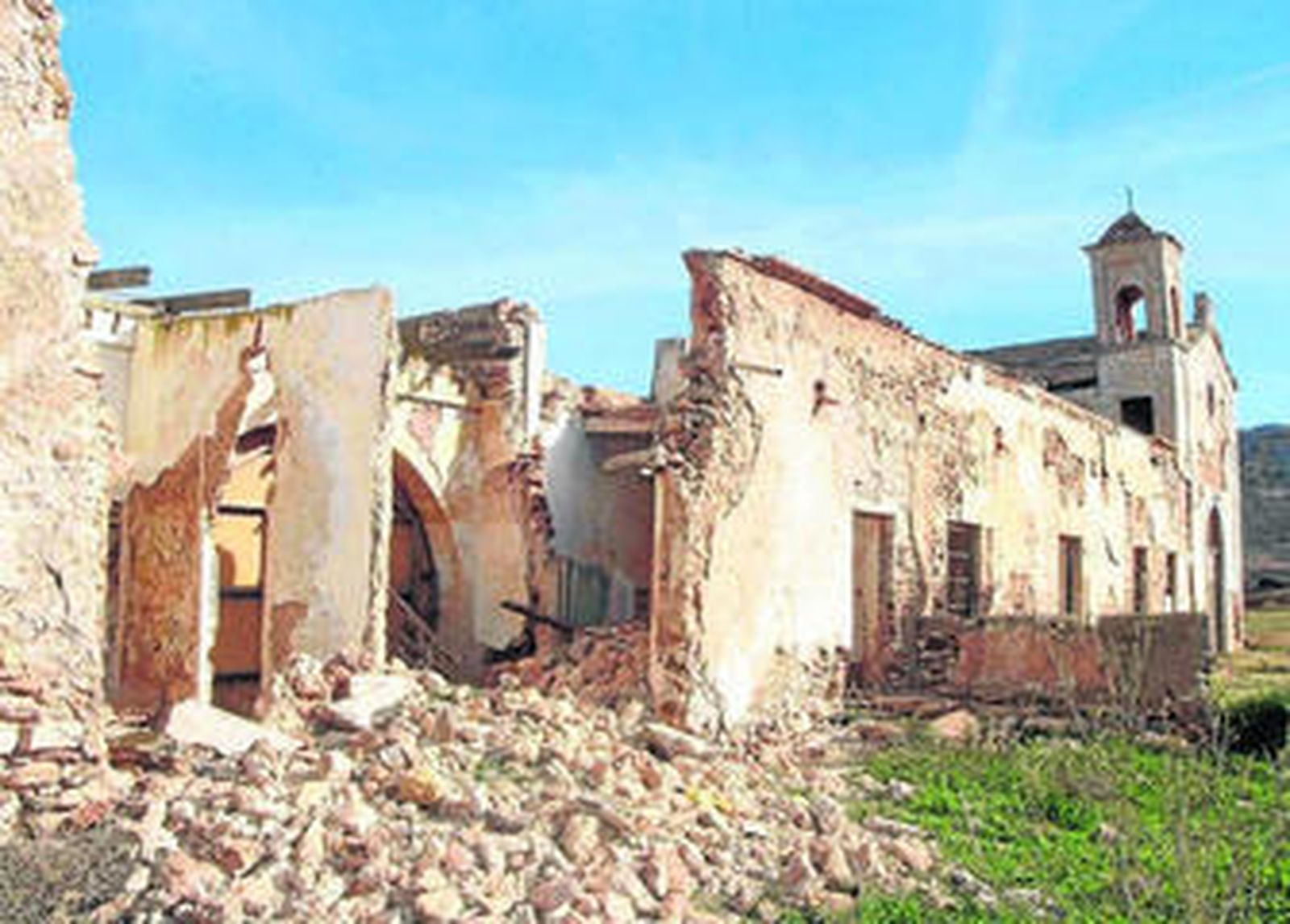 Estado actual del Cortijo del Fraile, en un estado de ruina absoluta.
