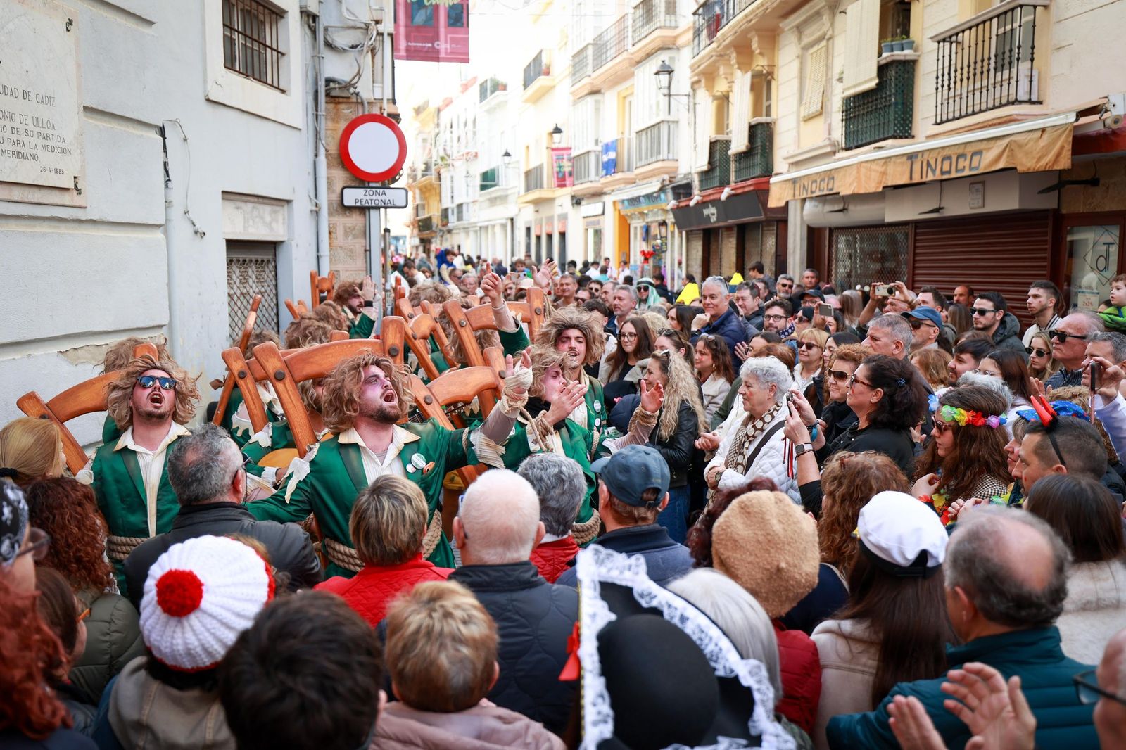 Las mejores imágenes del domingo de Carnaval de Cádiz 2026
