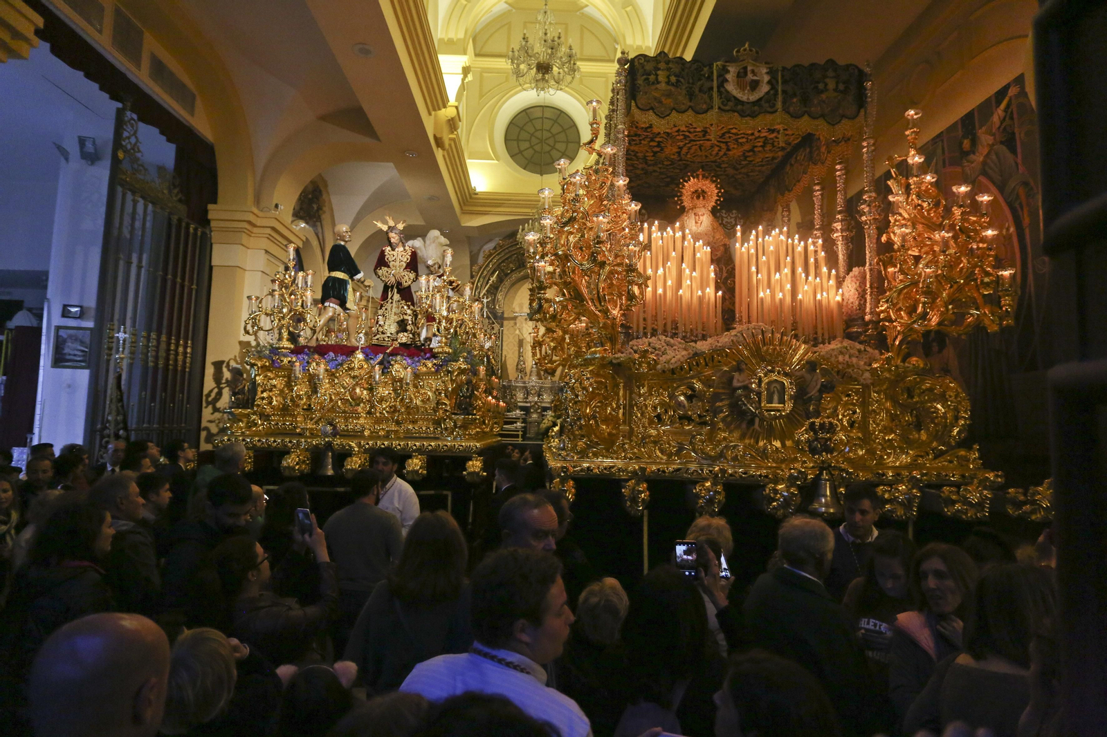 Las fotos de la Paloma del Miércoles Santo en Málaga
