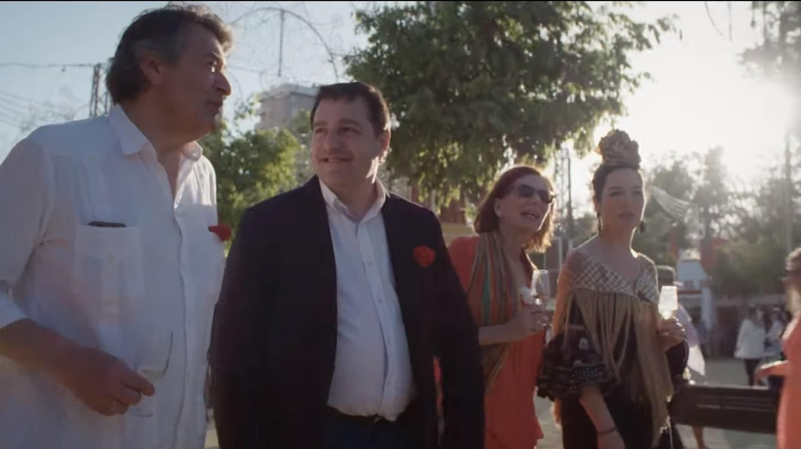 Josep Roca en la Feria con César Saldaña y Carmen Aumesquet, del Consejo Regulador.