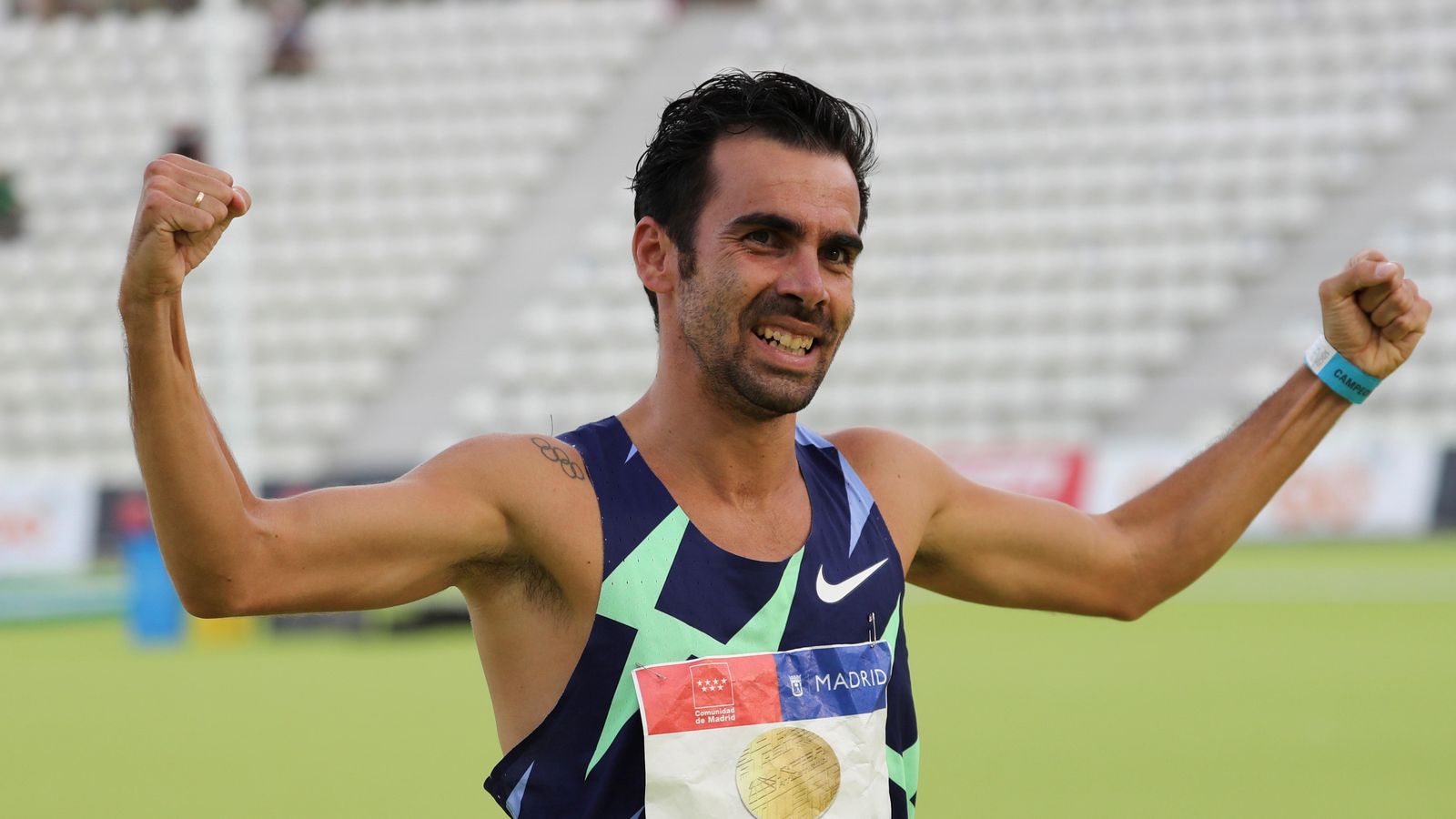 Kevin López, eufórico tras su triunfo.