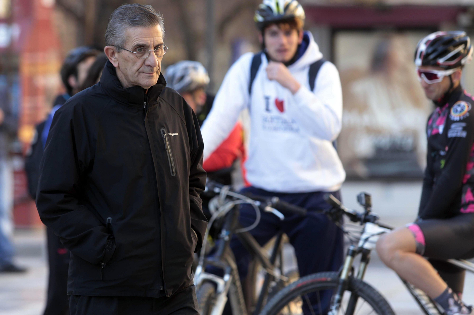 El padre Román, a su llegada a una de las sesiones del juicio.