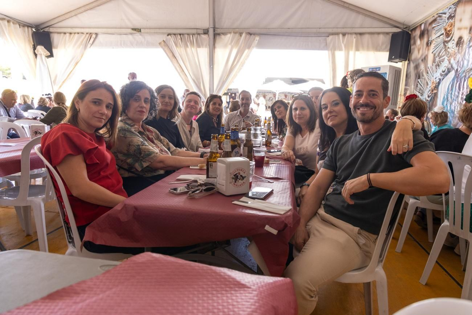 Las comidas de empresa se suceden en la Feria de San Lucas
