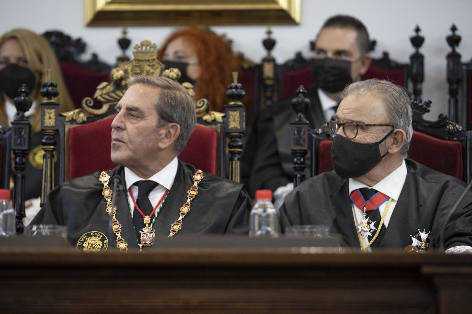 Fotos: Un homenaje del Colegio de Abogados por estar al servicio de la Abogacía de Granada