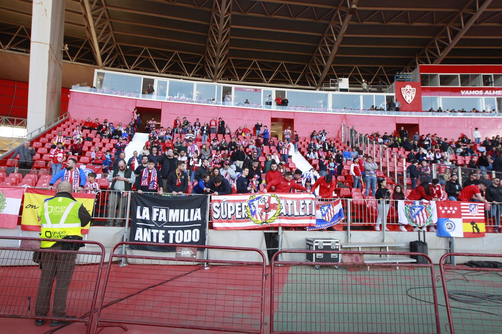 Imágenes del partido U.D. Almería-Atlético de Madrid