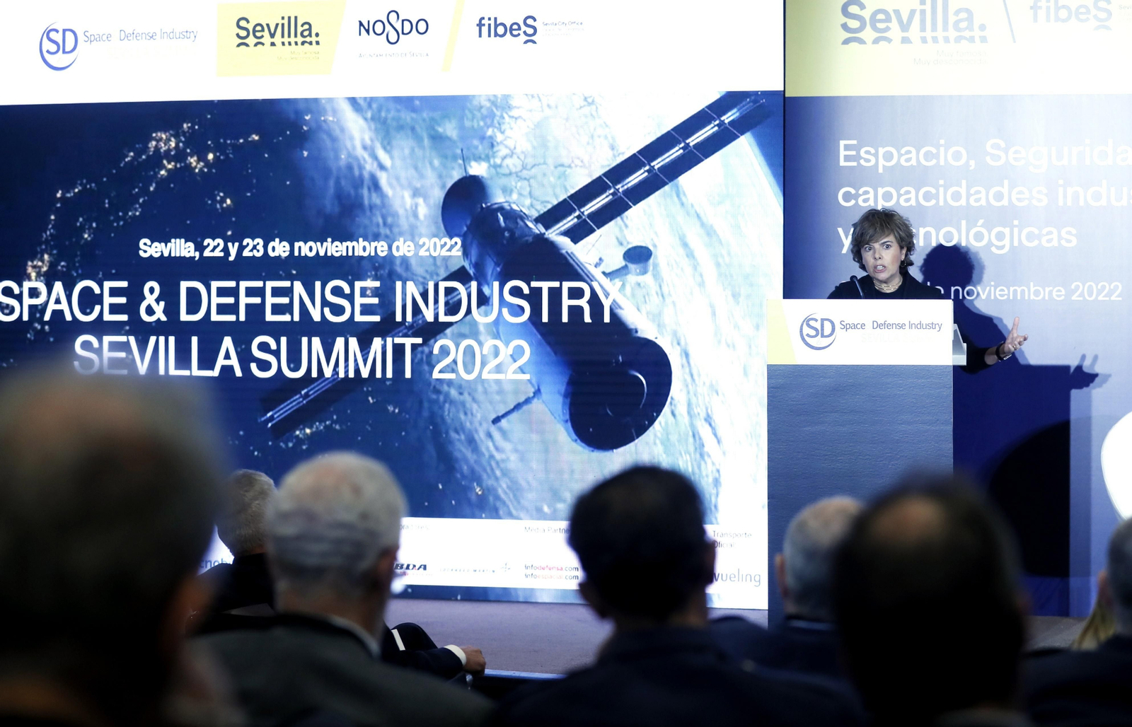 Soraya Saéz de Santamaría, durante su intervención en el Space & Defense Industry, en Fibes.