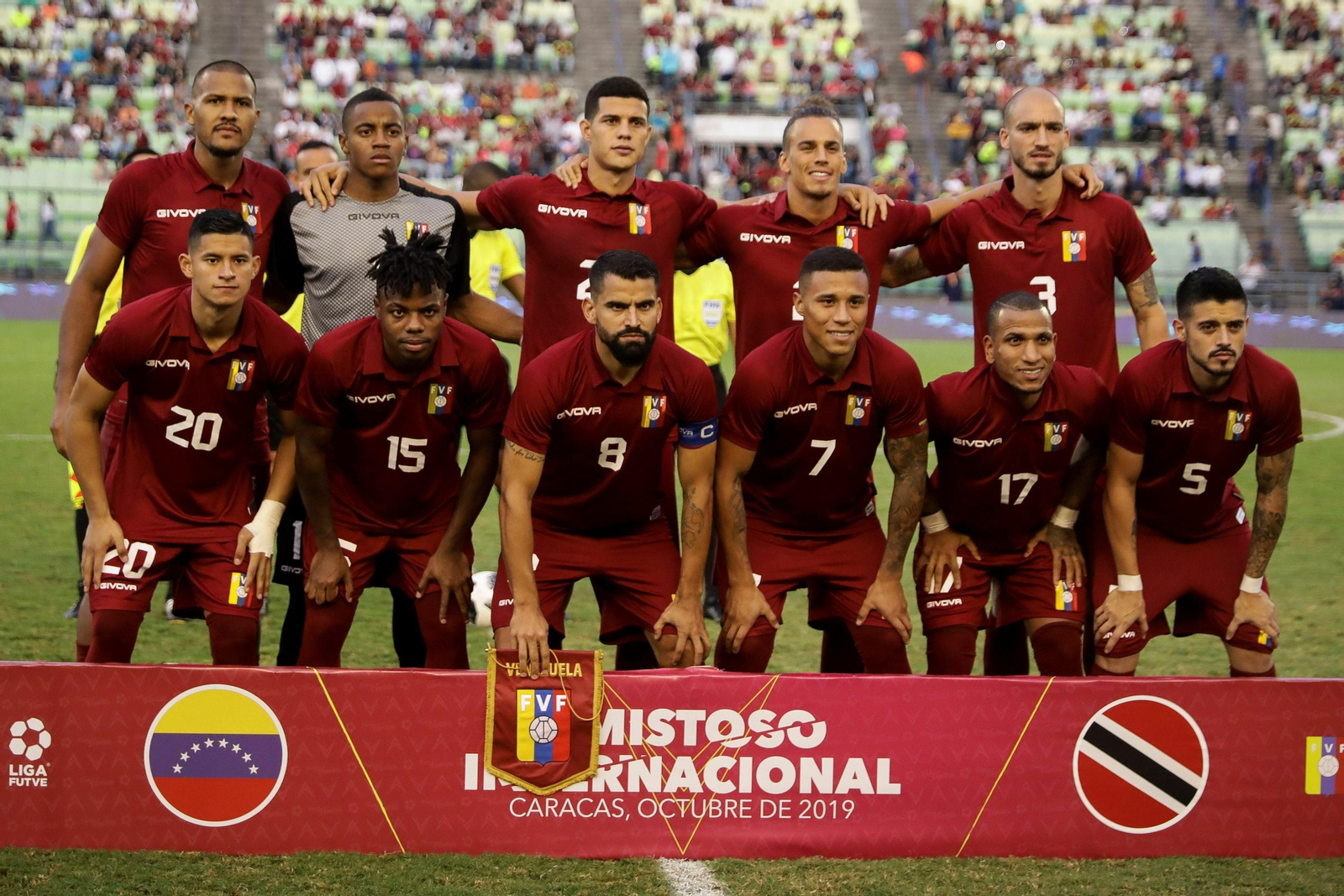 Mikel, titular con Venezuela.