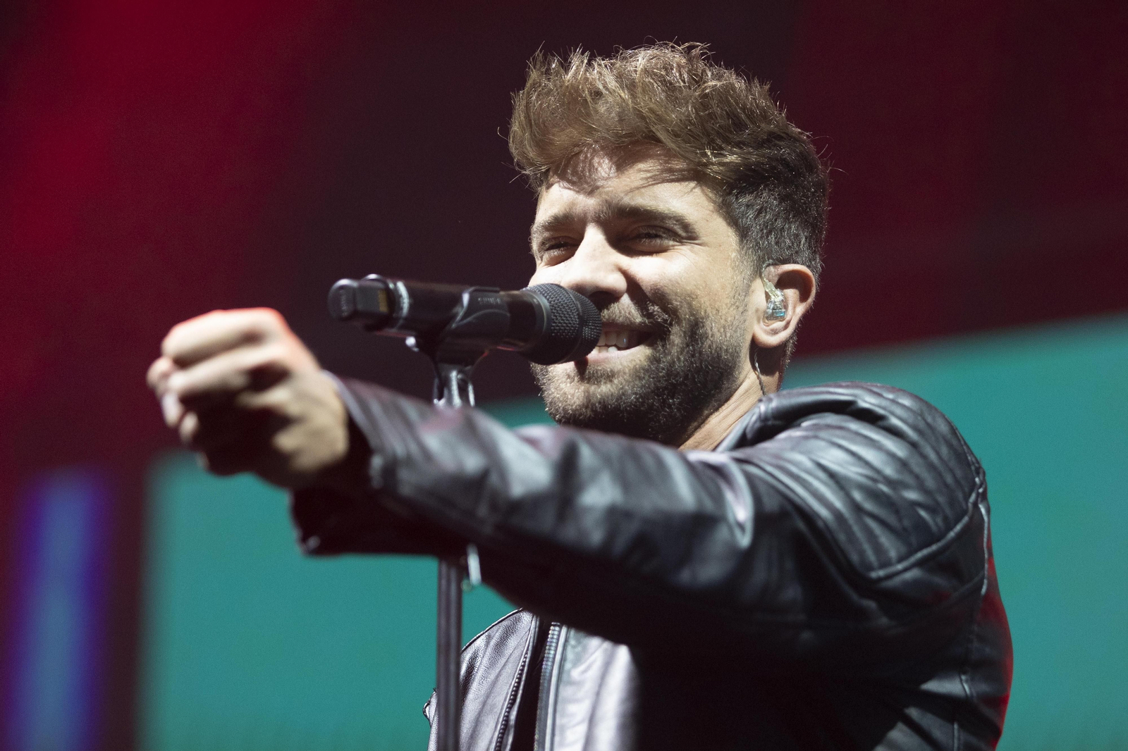 Pablo Alborán con 'la Cuarta Hoja' triunfa en la Plaza de Toros de Granada