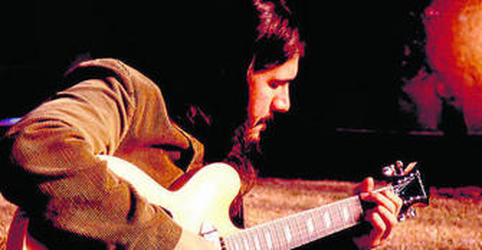 'Palabras del Capitán Cobarde', la nueva etapa musical de Albertucho