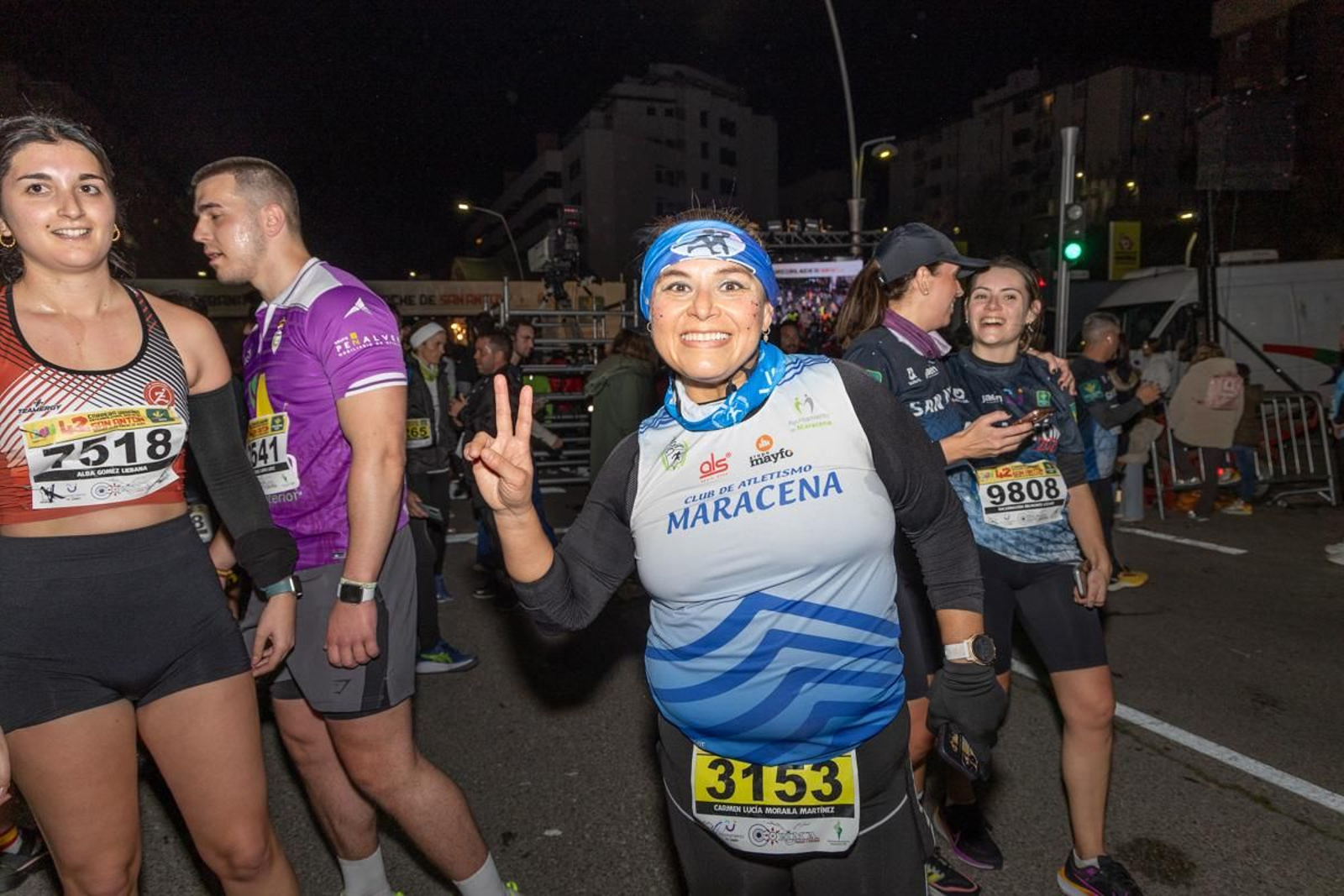 En imágenes: búscate en tu llegada a meta de la Carrera de San Antón 2025 (8)