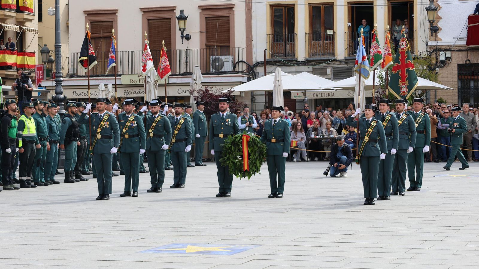 Santa Fe se vuelca con el 181 aniversario de la Guardia Civil