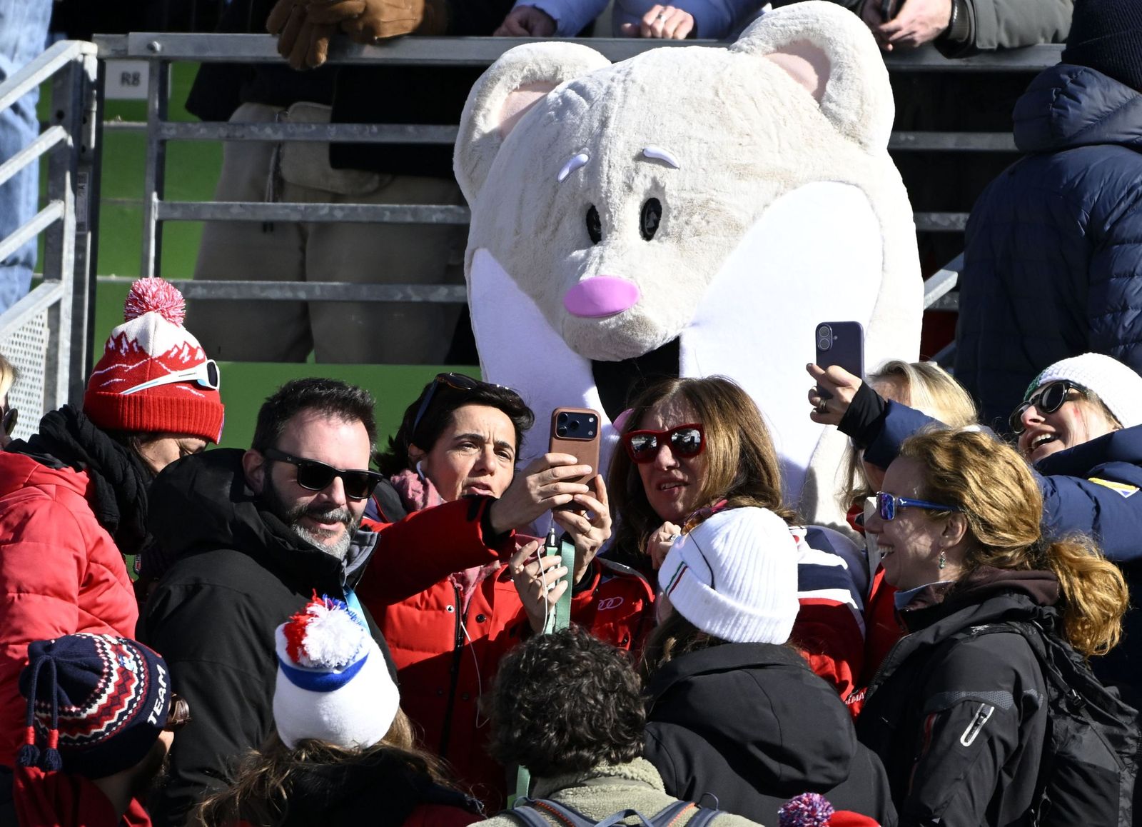 Las mejores fotos de los Juegos Olímpicos de invierno Milán Cortina d'Ampezzo 2026 | Jornada 13