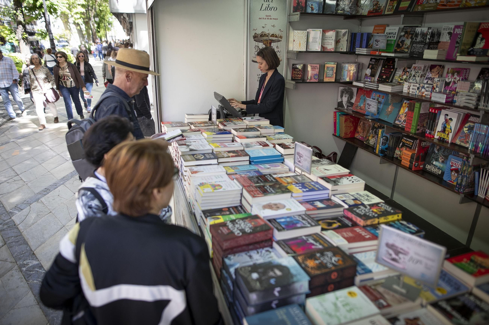 Un estnd de la Feria del Libro de Granada.
