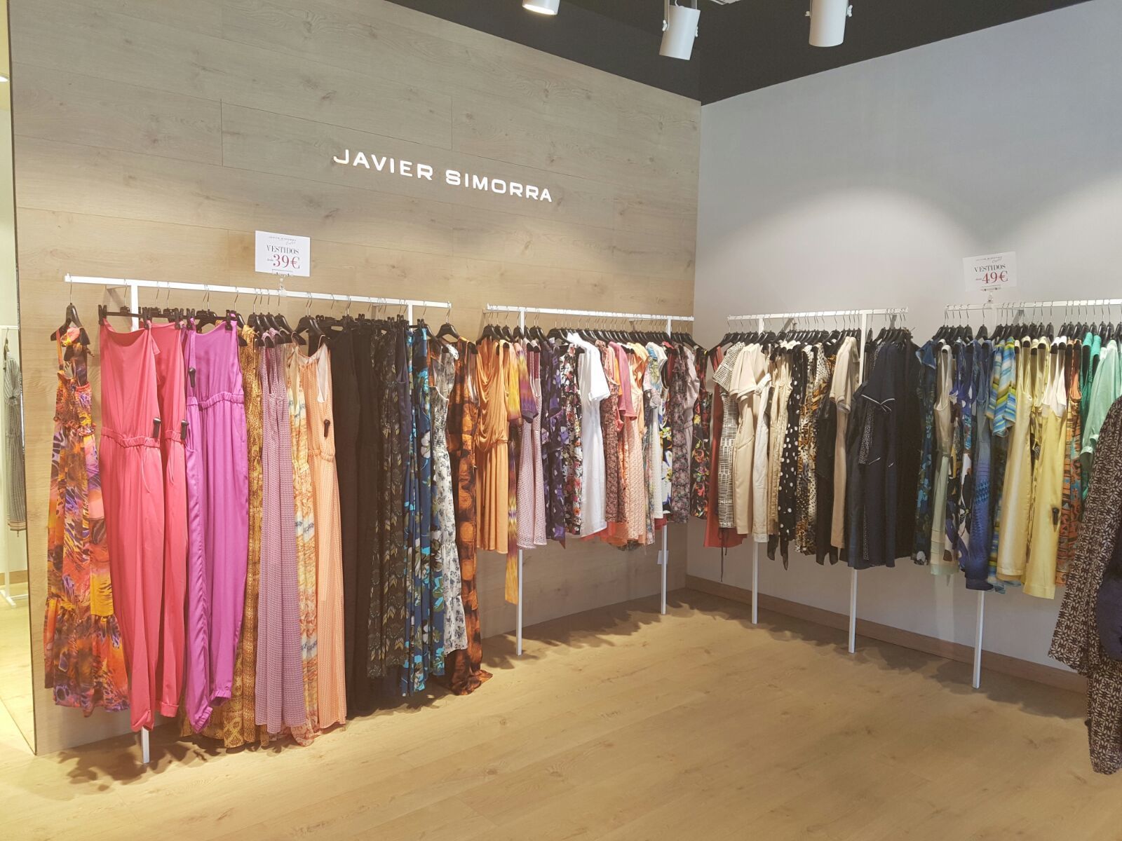 Nueva tienda de moda femenina en Luz Shopping