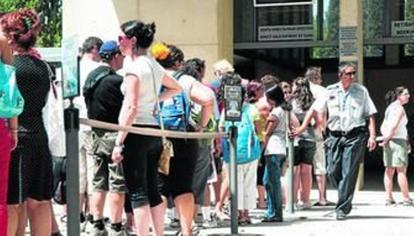 El sistema de entradas Serviticket dispensa entradas para visitar el monumento con antelación.