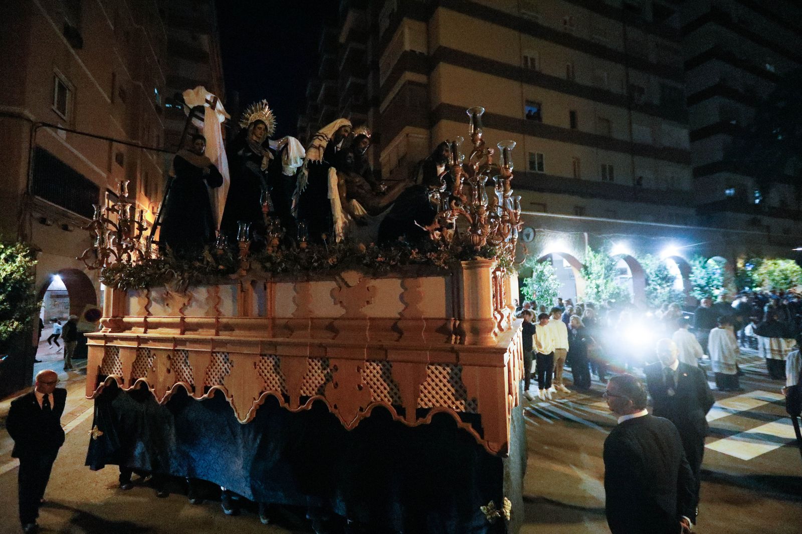 La procesión de La Caridad de Almería, en imágenes