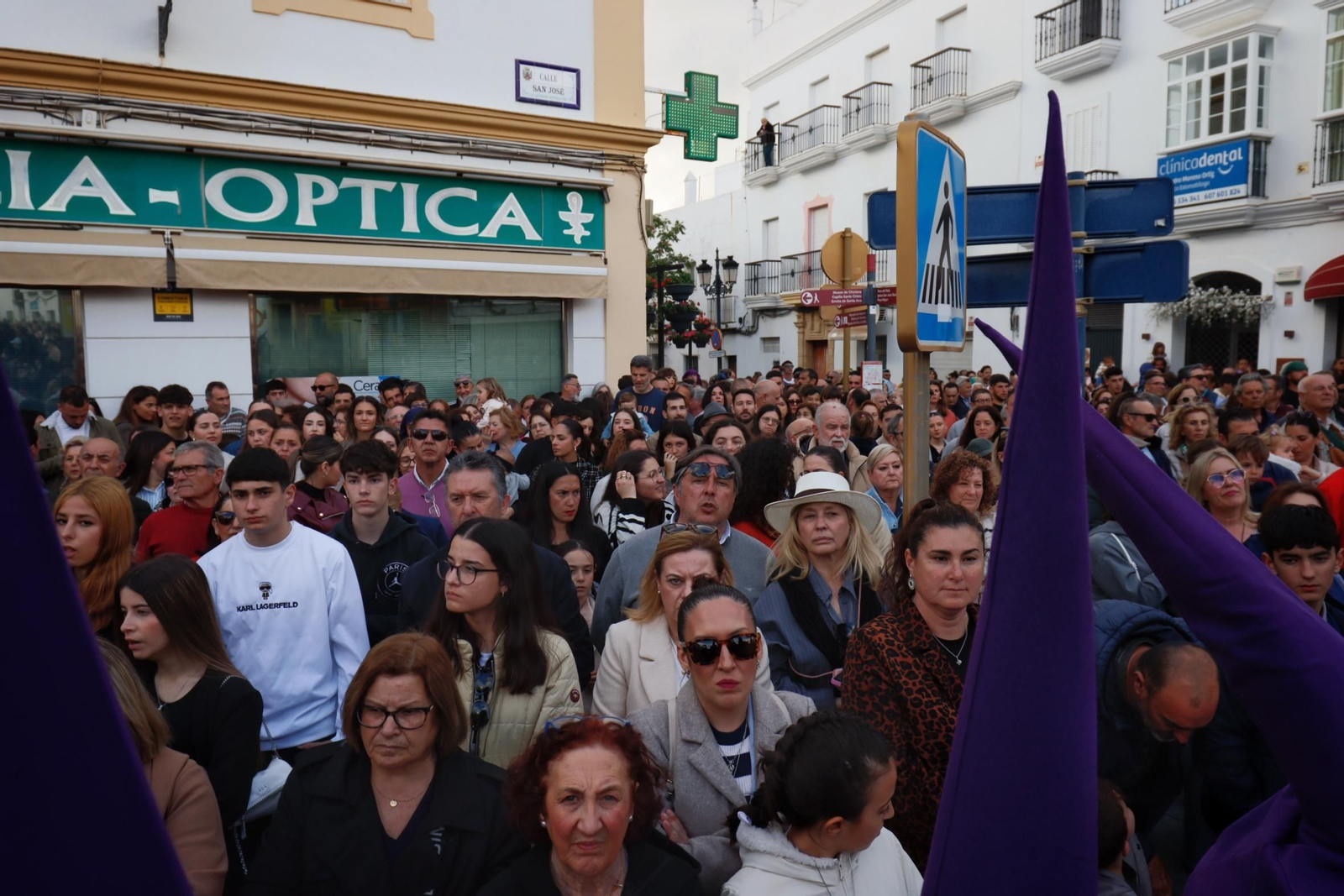 Las imágenes de la salida del Medinaceli en la Semana Santa de Chiclana 2025