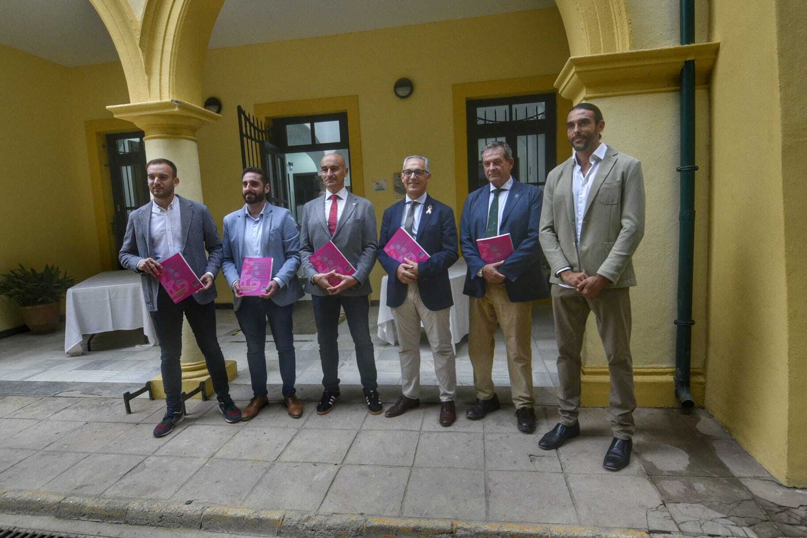 Daniel Moreno, Daniel Perea, Ángel Sáez, Juan Lozano, Eduardo Briones y Erasmo Fenoy.