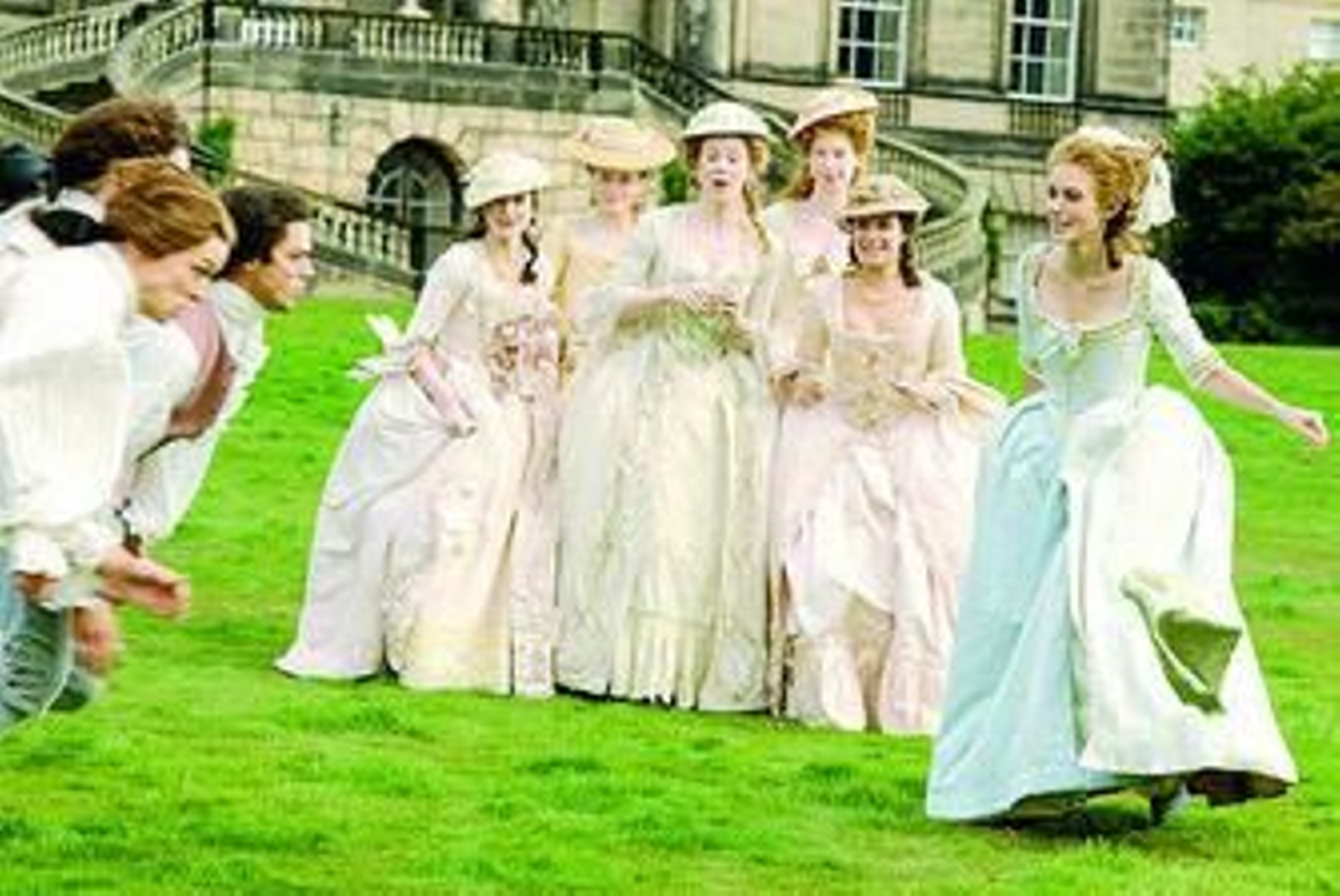 Knightley es Georgina Spencer.