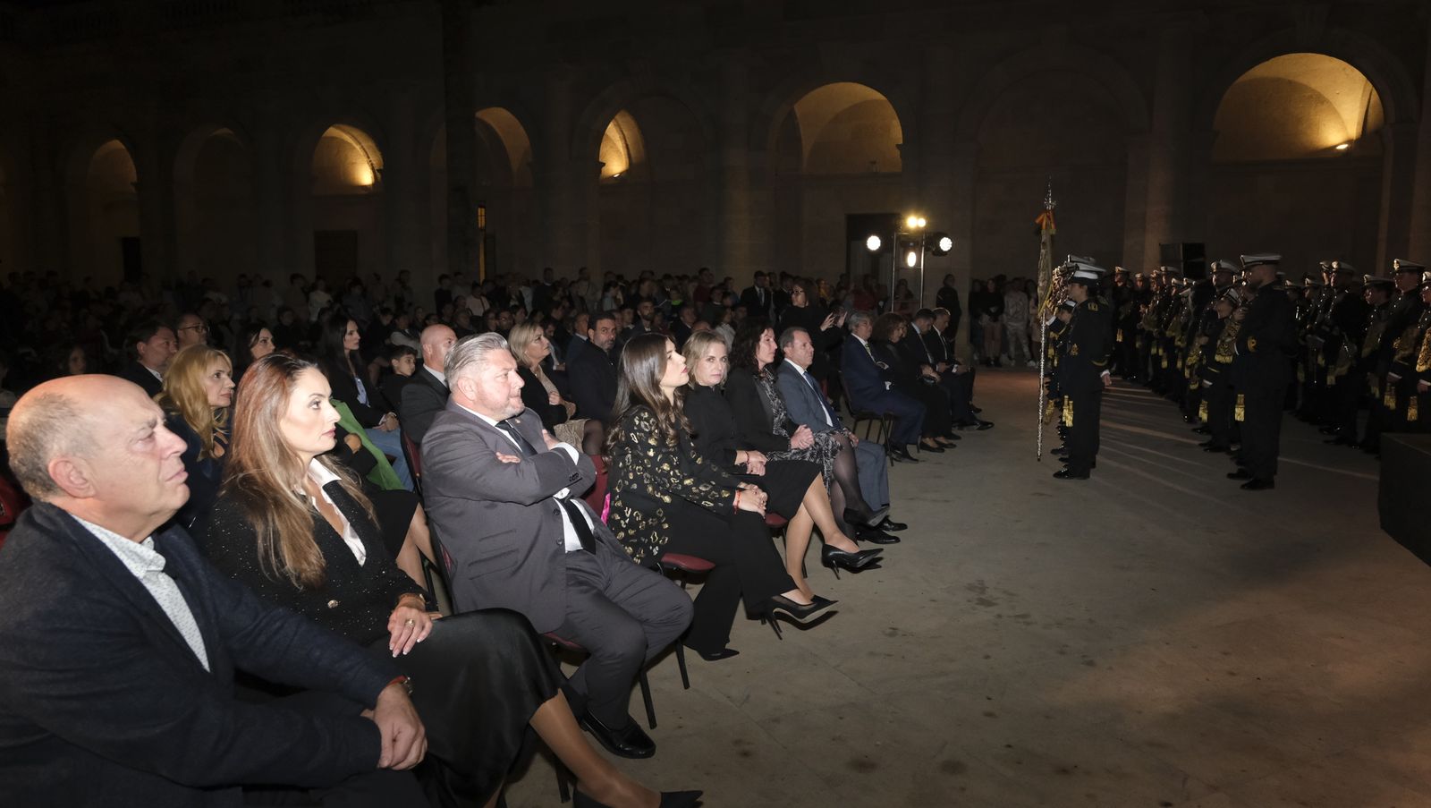 Presentación de Esencia Cofrade, en el Claustro de la Catedral de Almería