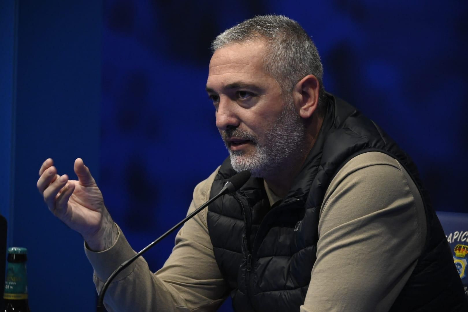 Arzu en sala de prensa este miércoles.