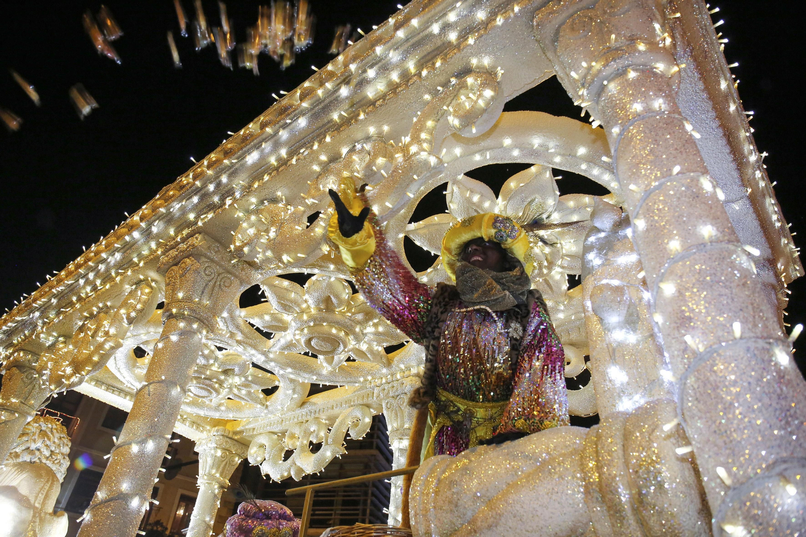 Fotos de la Cabalgata de Reyes en Málaga capital.