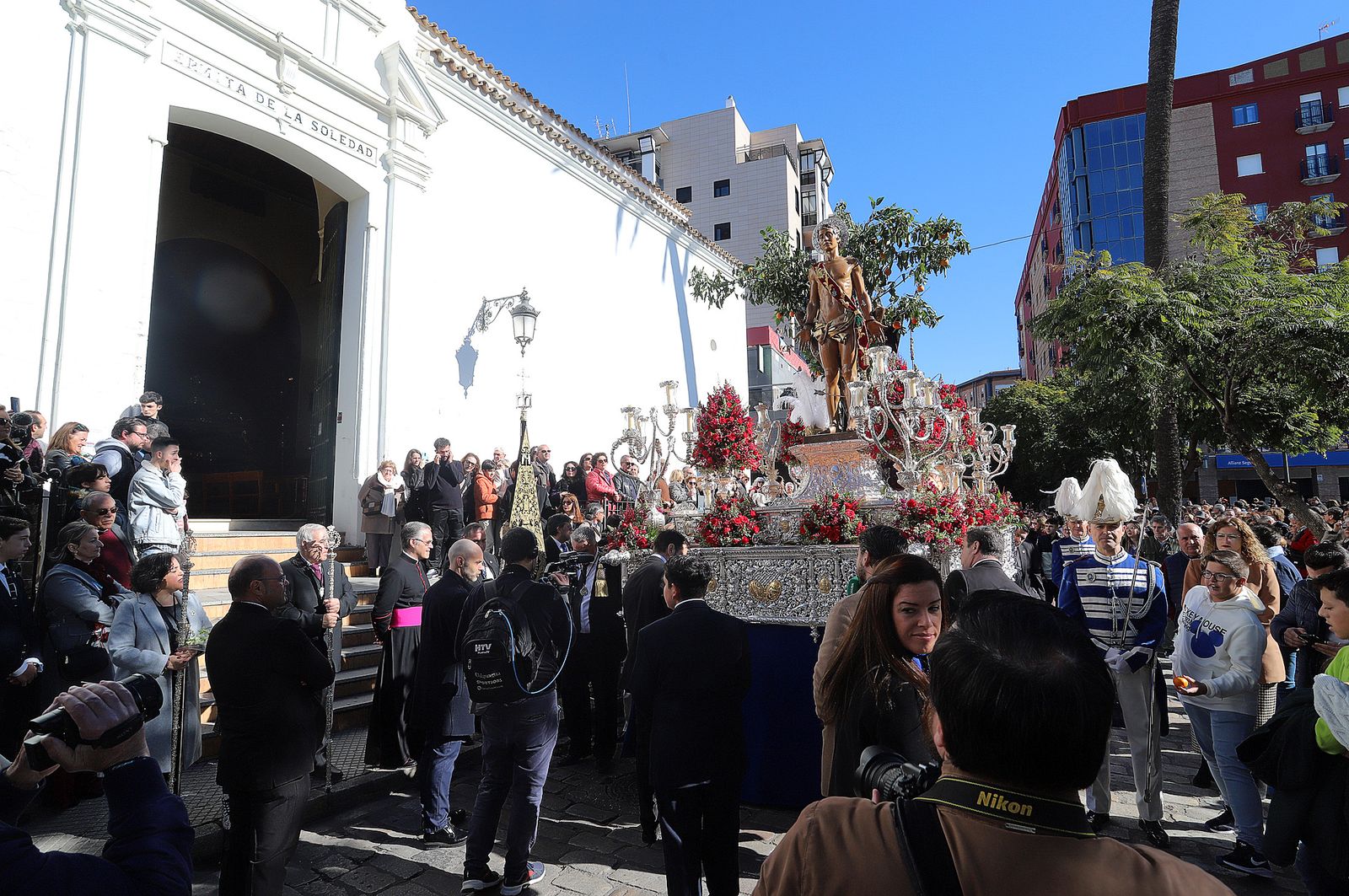 Imágenes de la procesión de San Sebastián en Huelva
