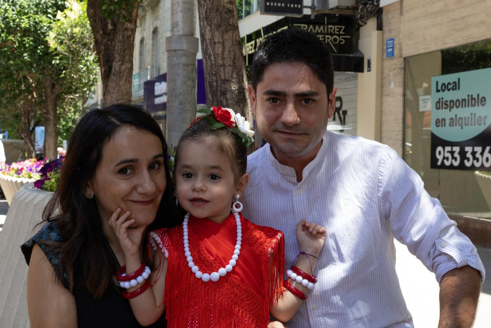 Así ha procesionado la Virgen de la Capilla por Jaén en su día grande.