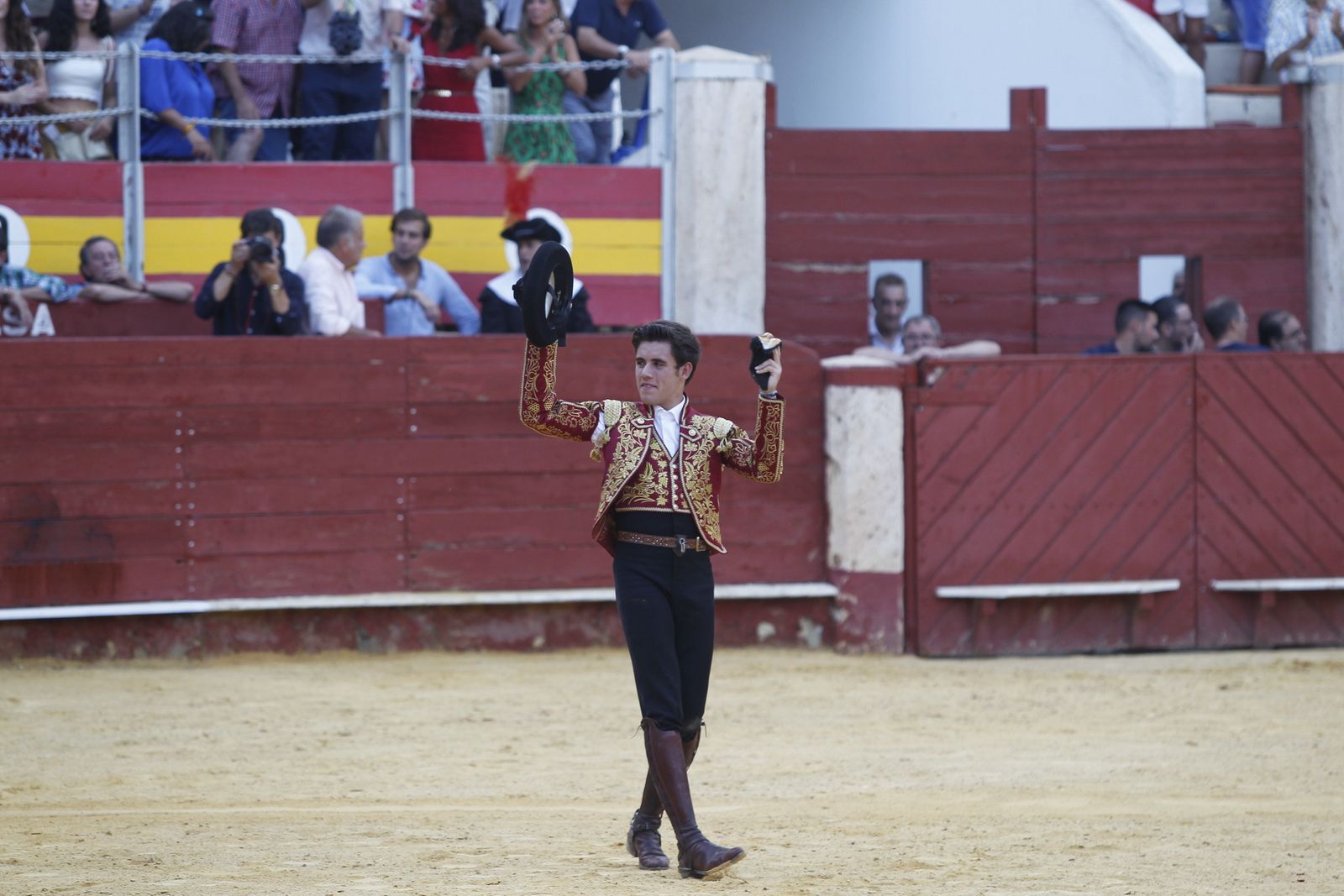 Fotogalería corrida de rejones. Feria de Almería 2019