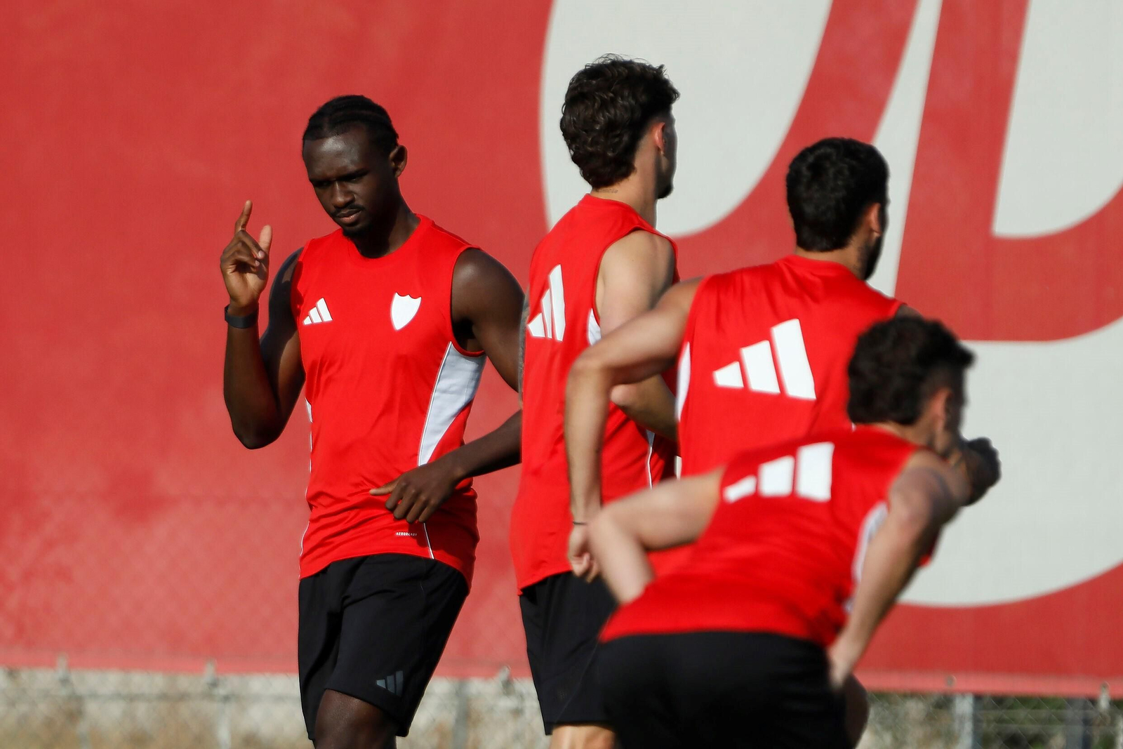 Las fotos del primer entrenamiento del Sevilla FC de la temporada 2025/2026