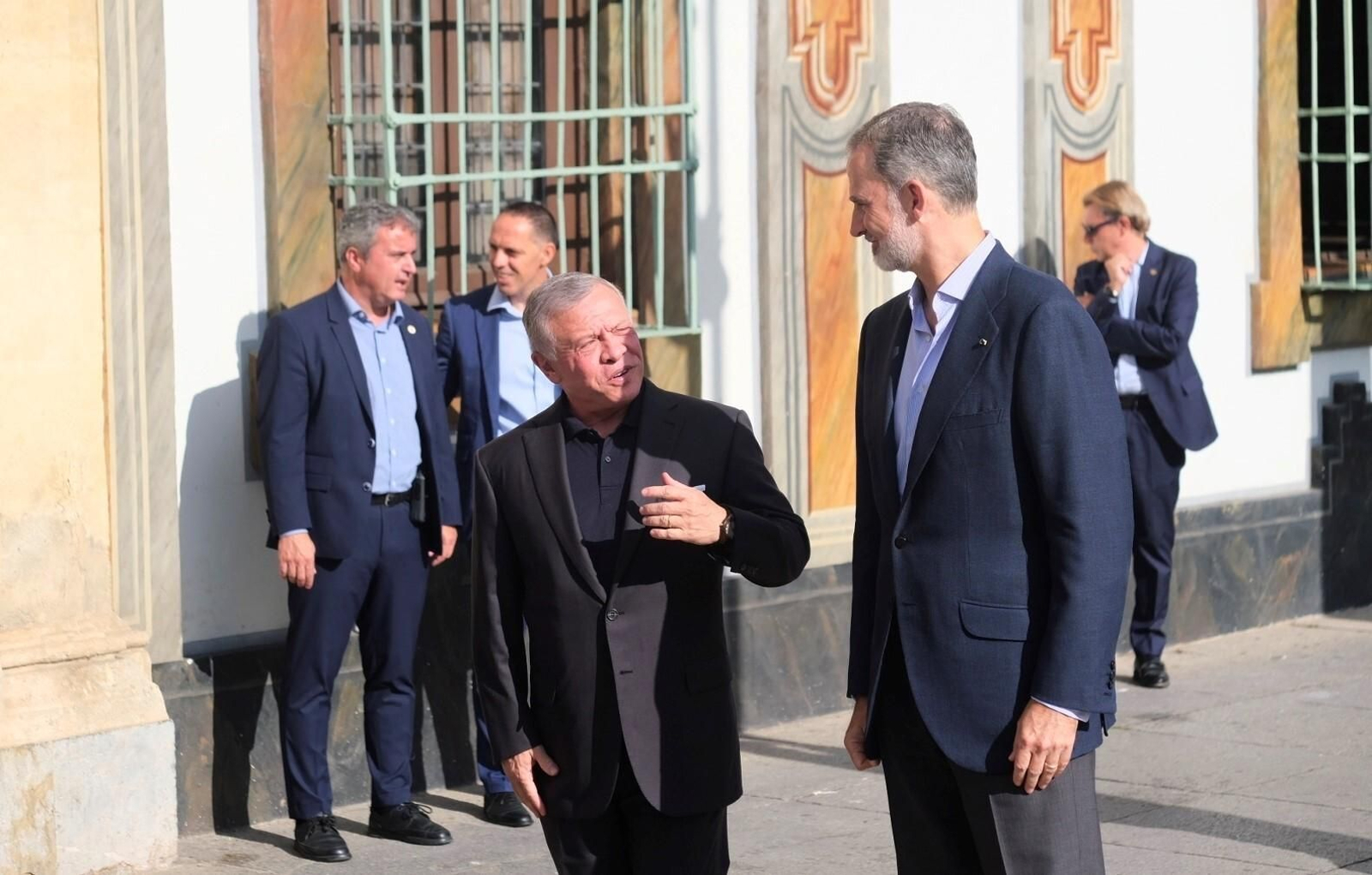El recibimiento del Rey Felipe VI a los jefes de estado que participan en el Proceso de Áqaba en Córdoba, en fotos