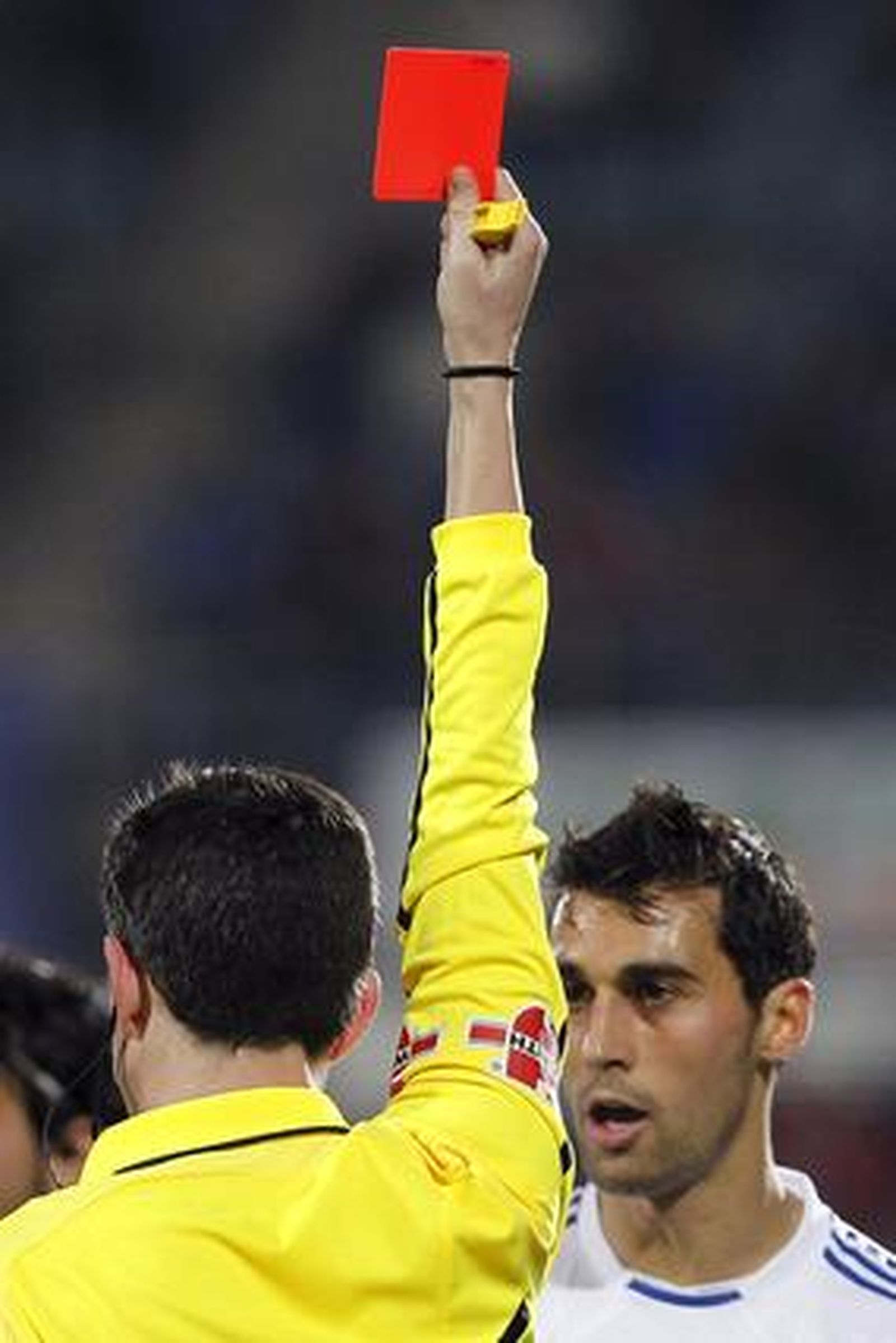 El Madrid estrena 2011 con una victoria frente al Getafe.

Foto: EFE