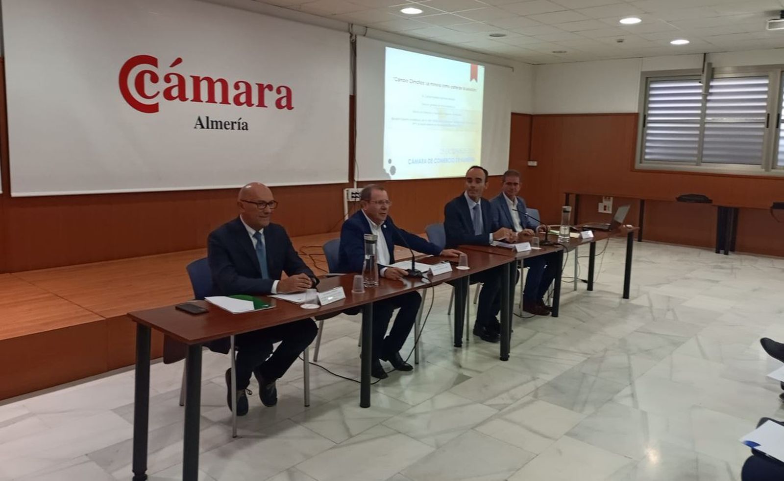 Un momento de las charlas.