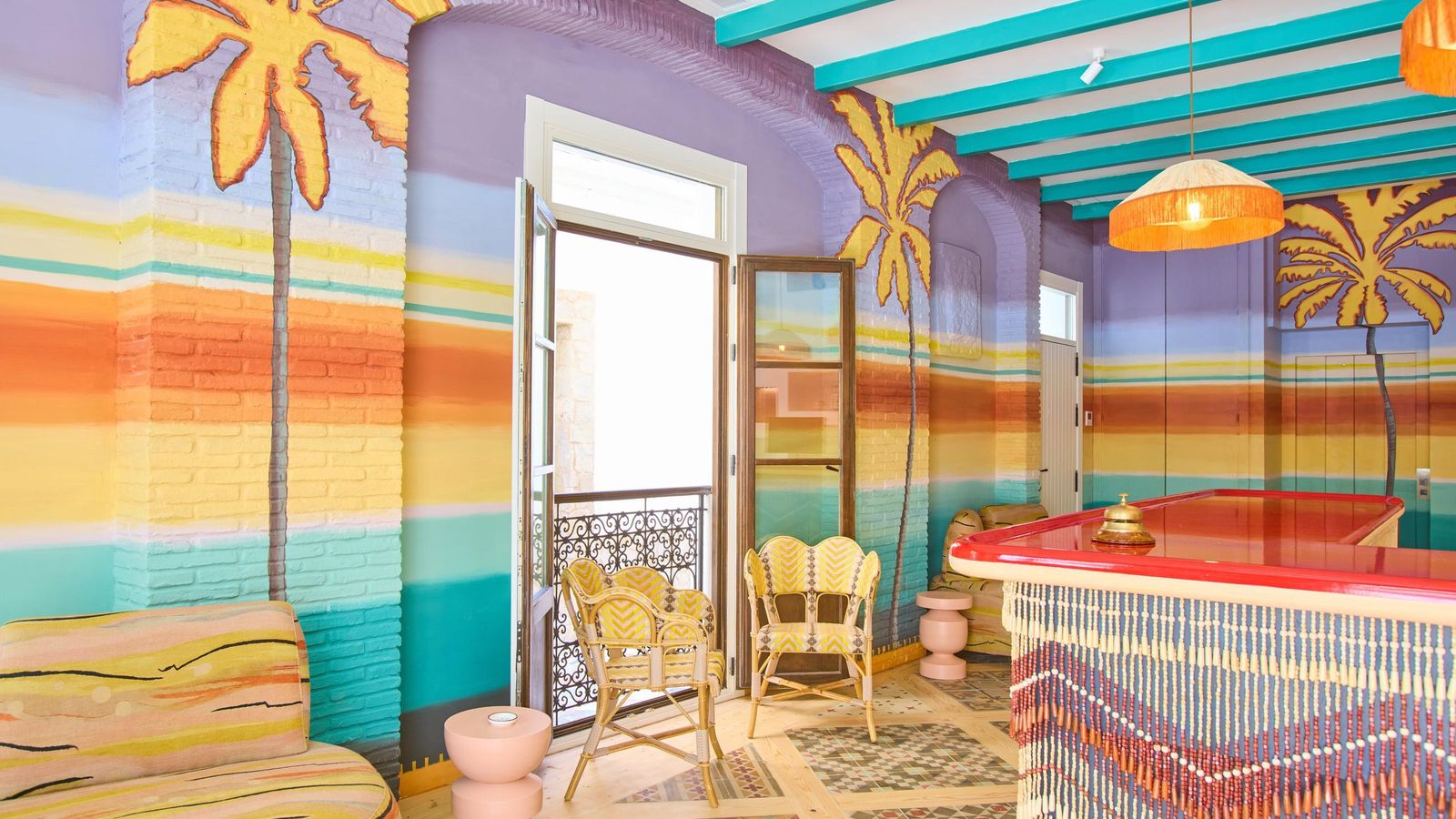 Recepción del hotel Misiana de Tarifa