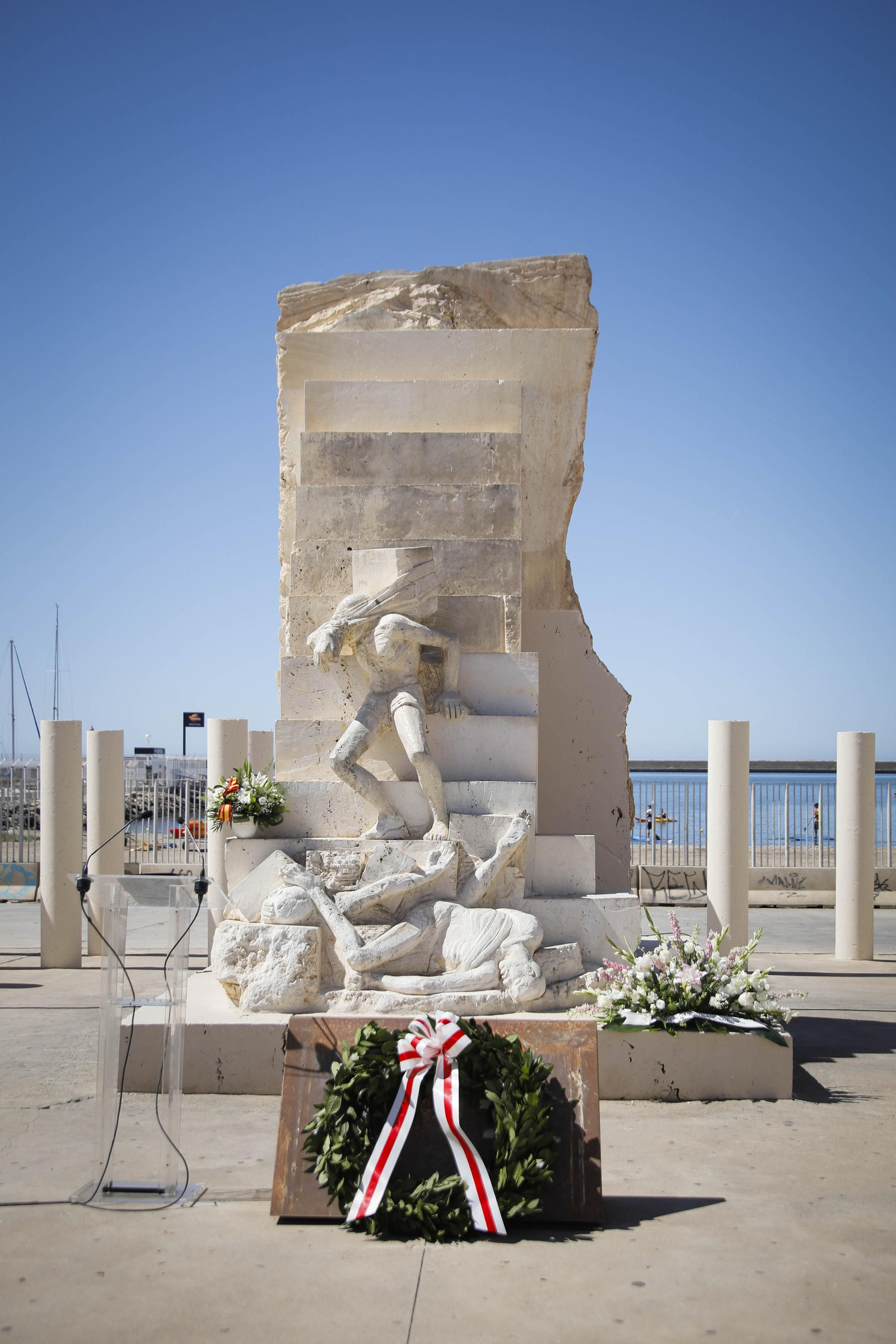 Acto de conmemoración a las víctimas del campo de concentración nazi de Mathausen, en imágenes