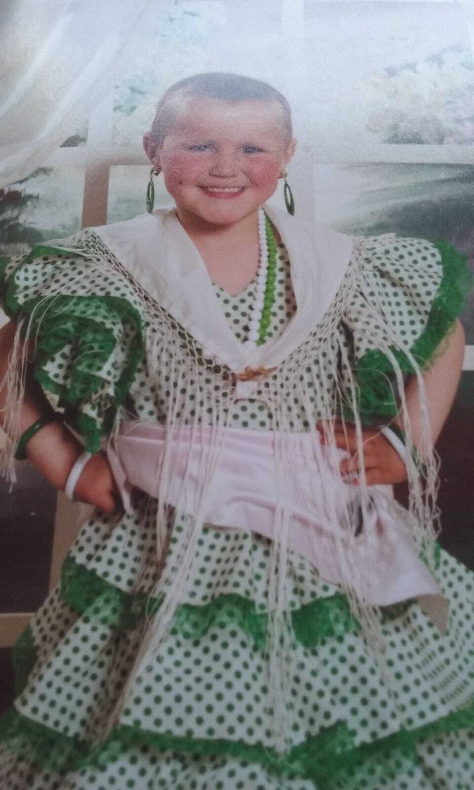 Conchi Ruiz Espinosa durante su infancia.