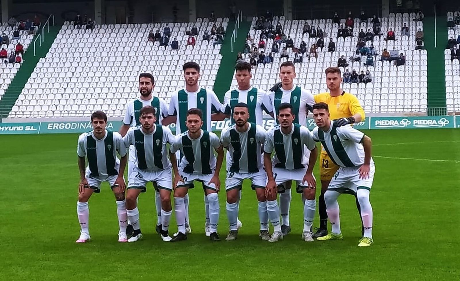 Once inicial del Córdoba B en su primer partido en El Arcángel de la temporada.