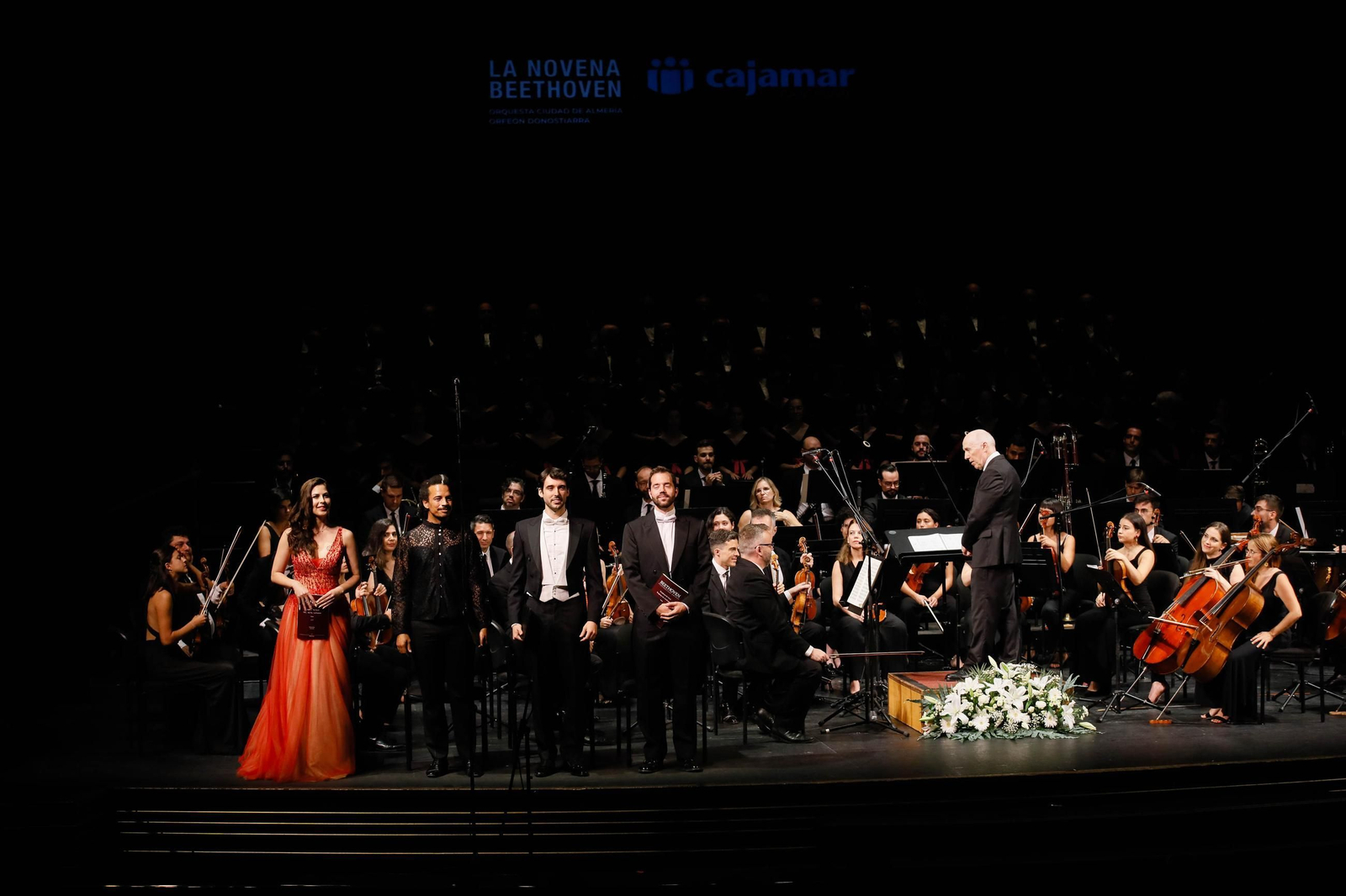 Imágenes de la novena Beethoven interpretado por la OCAL y Orfeón para Cajamar