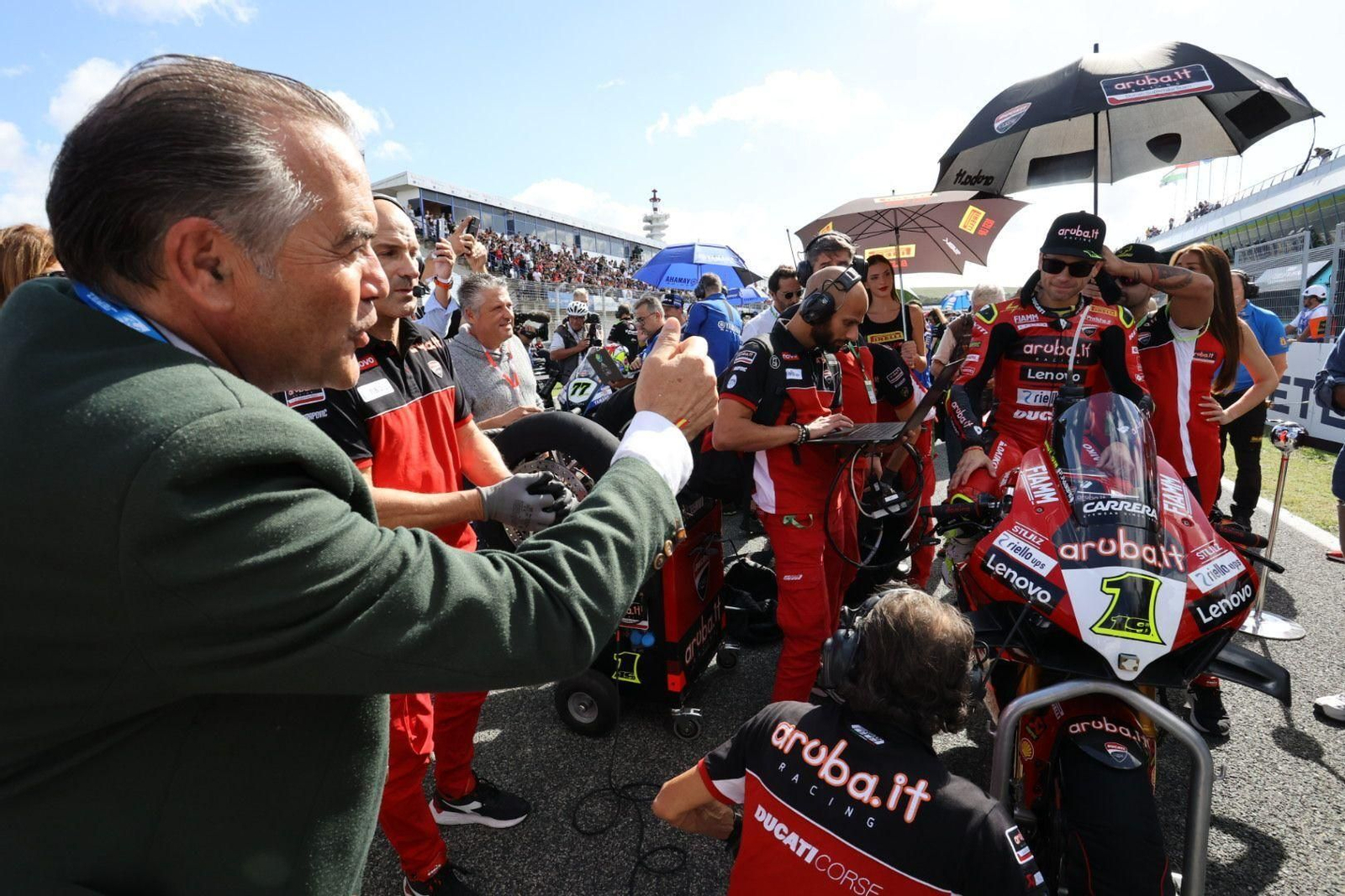Así se ha vivido el título mundial de Superbike deálvaro Bautista en el Circuito de Jerez