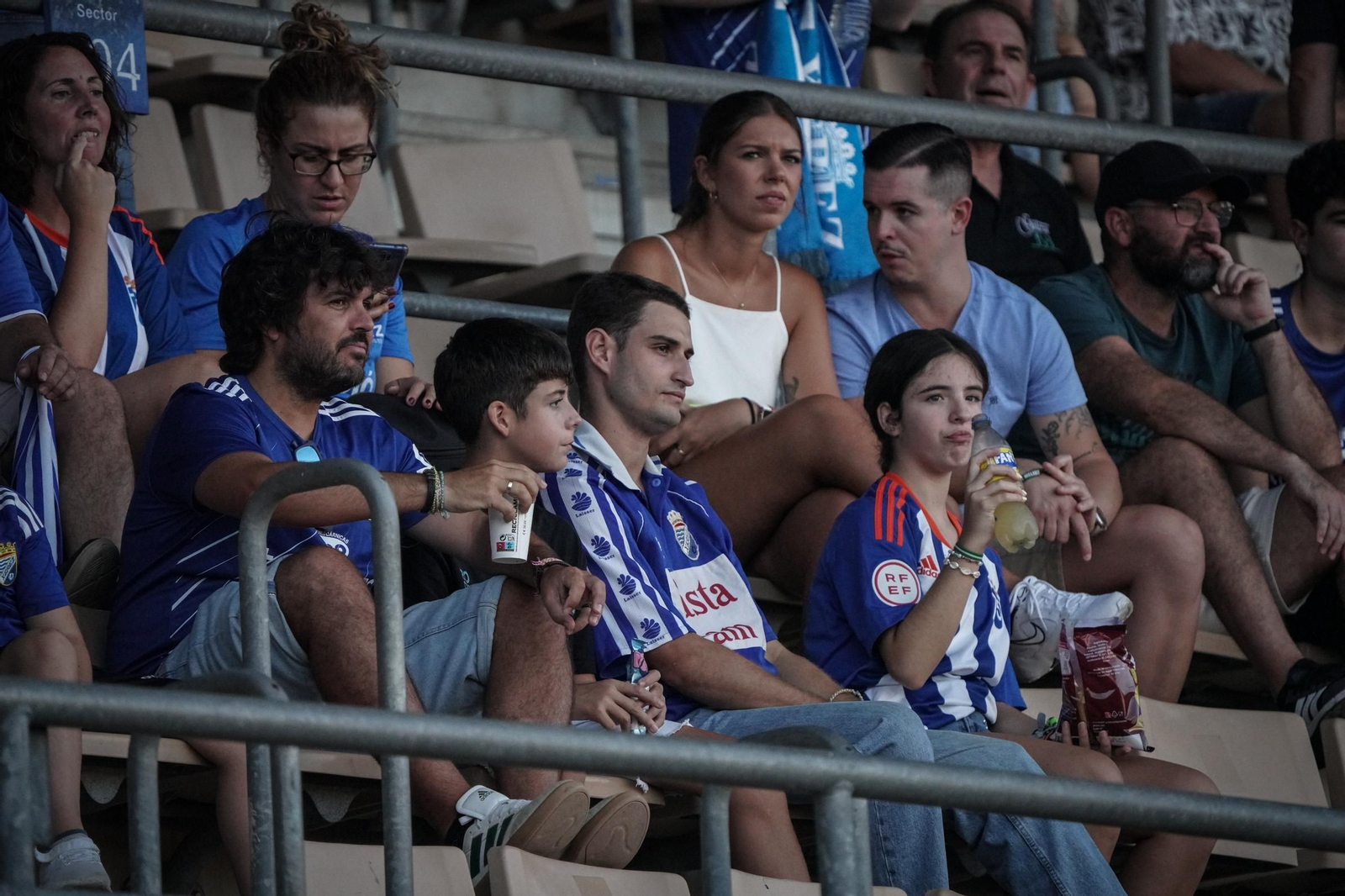 Búscate en el del partido del Xerez CD - UCAM