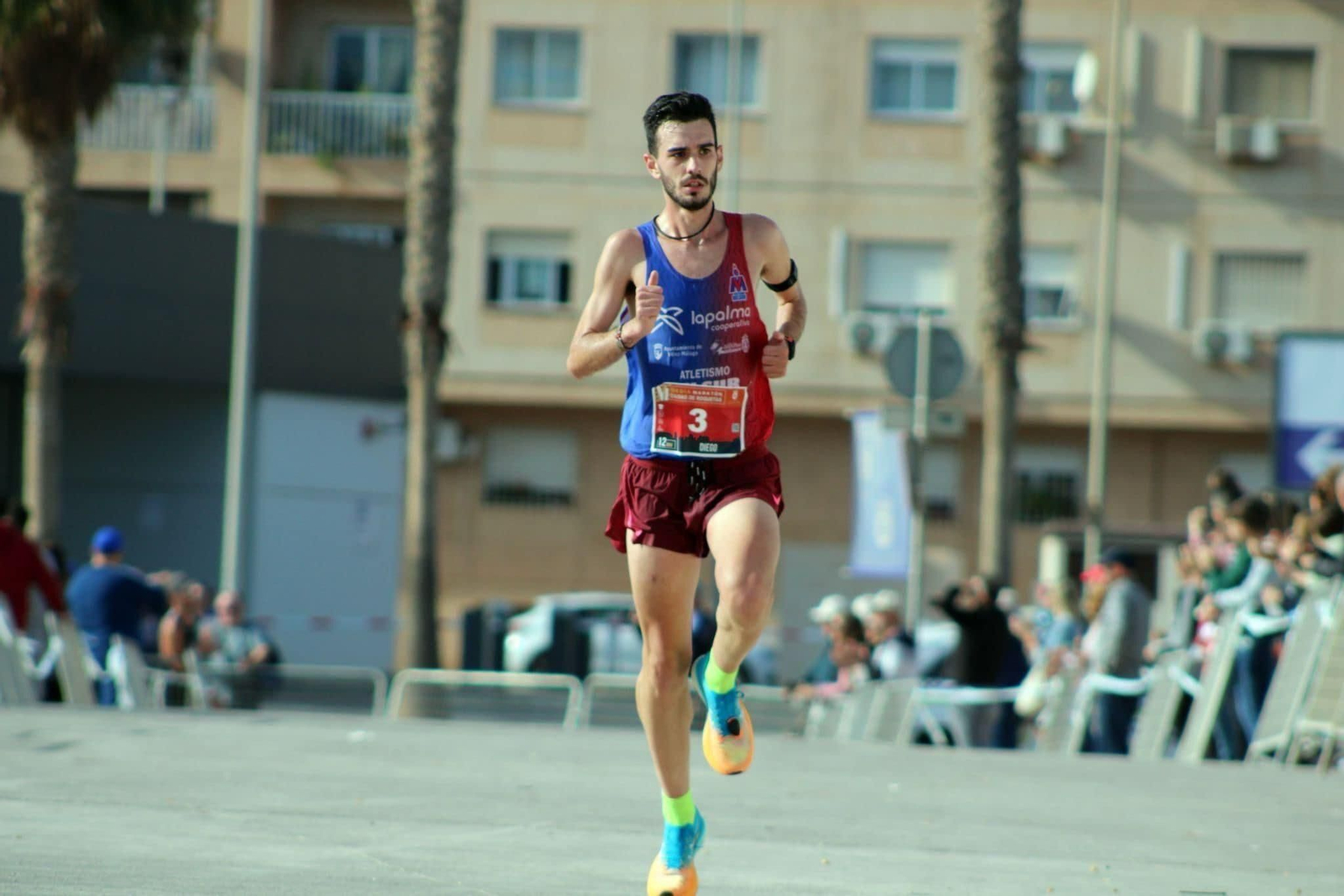 Diego Clemente corre durante una prueba completada en el presente año.