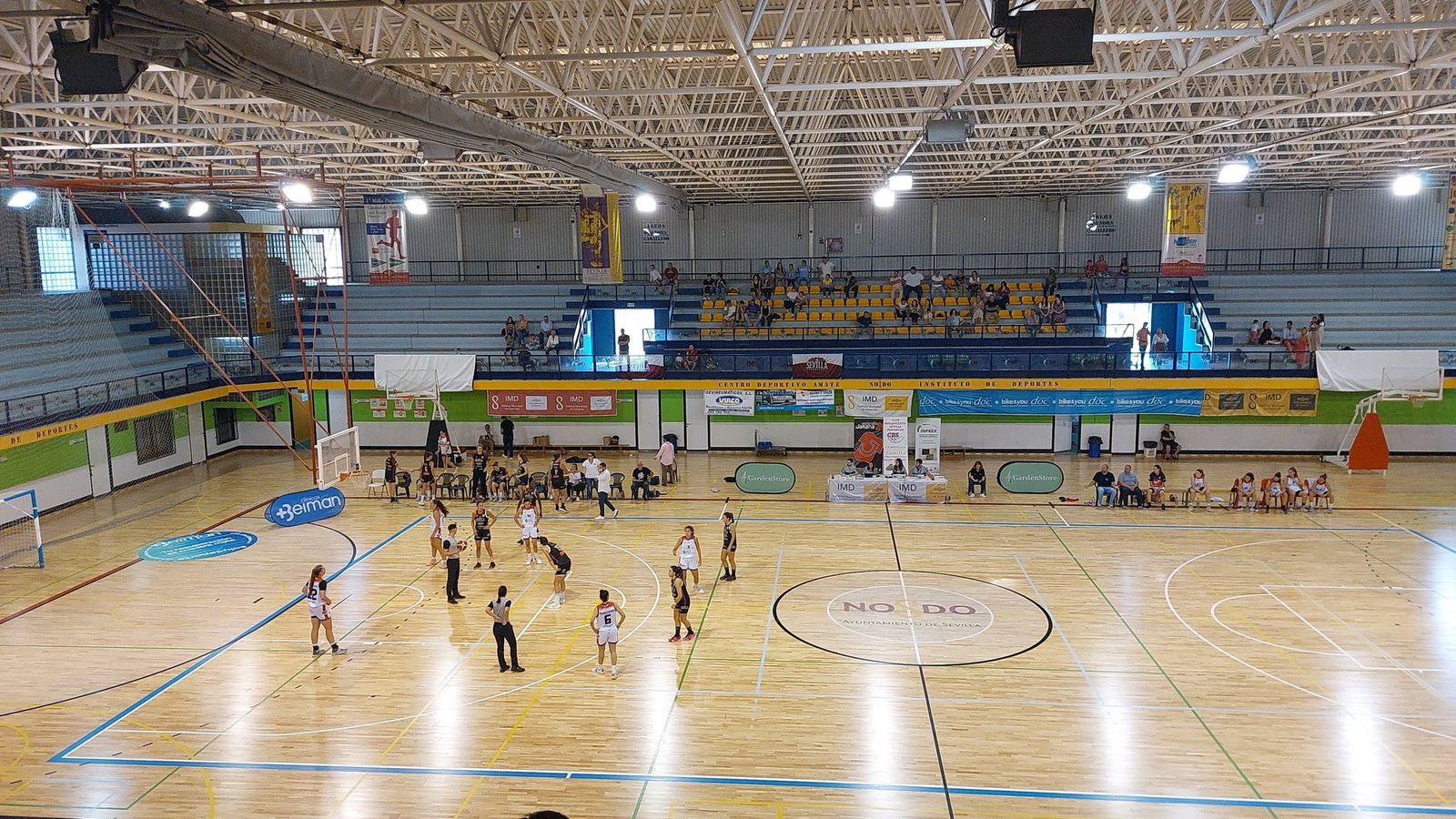 Segunda victoria para las sevillanas en el Pabellón Amate.