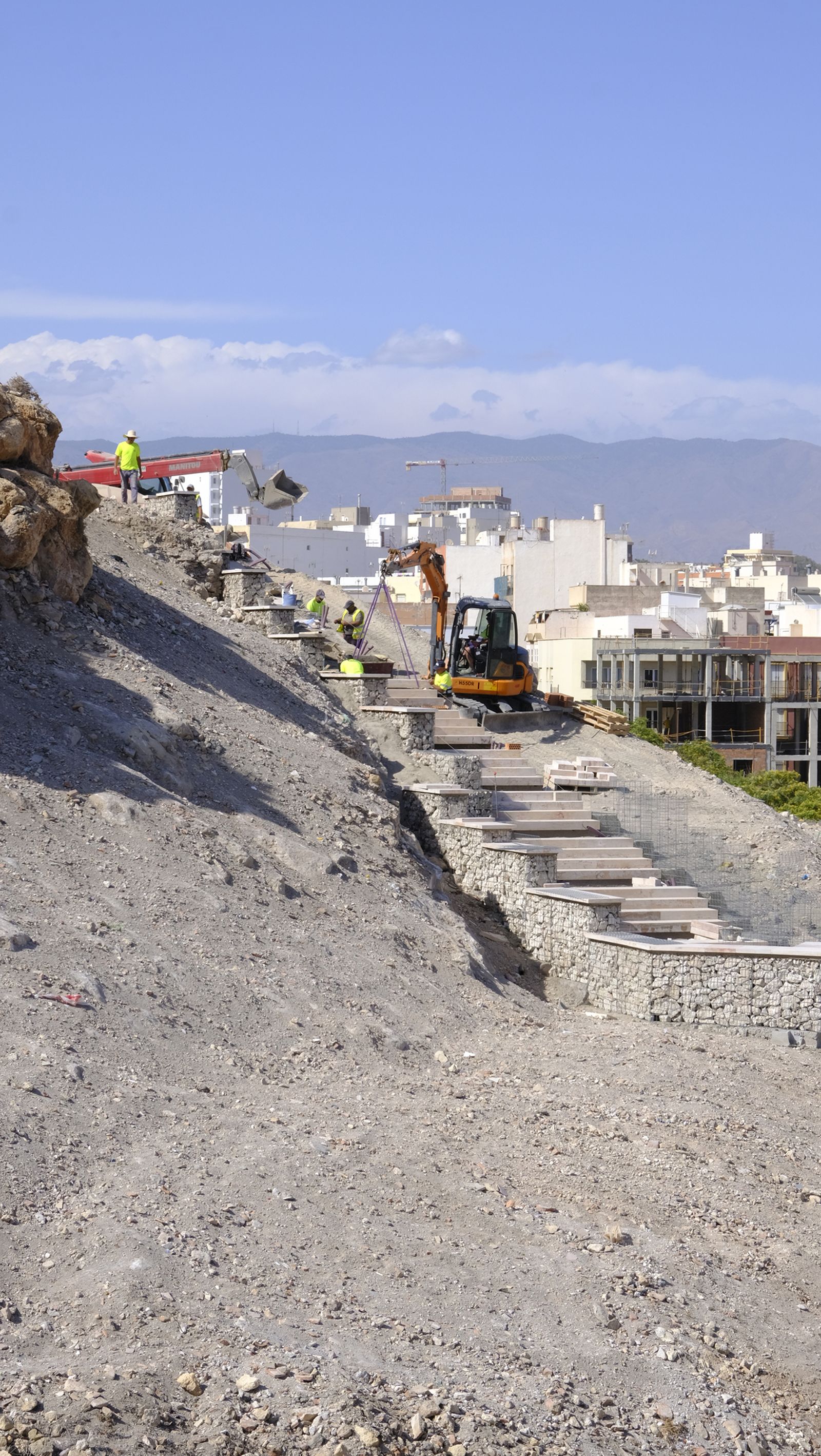 Imágenes del avance de las obras en la zona del Cerro de San Cristobal