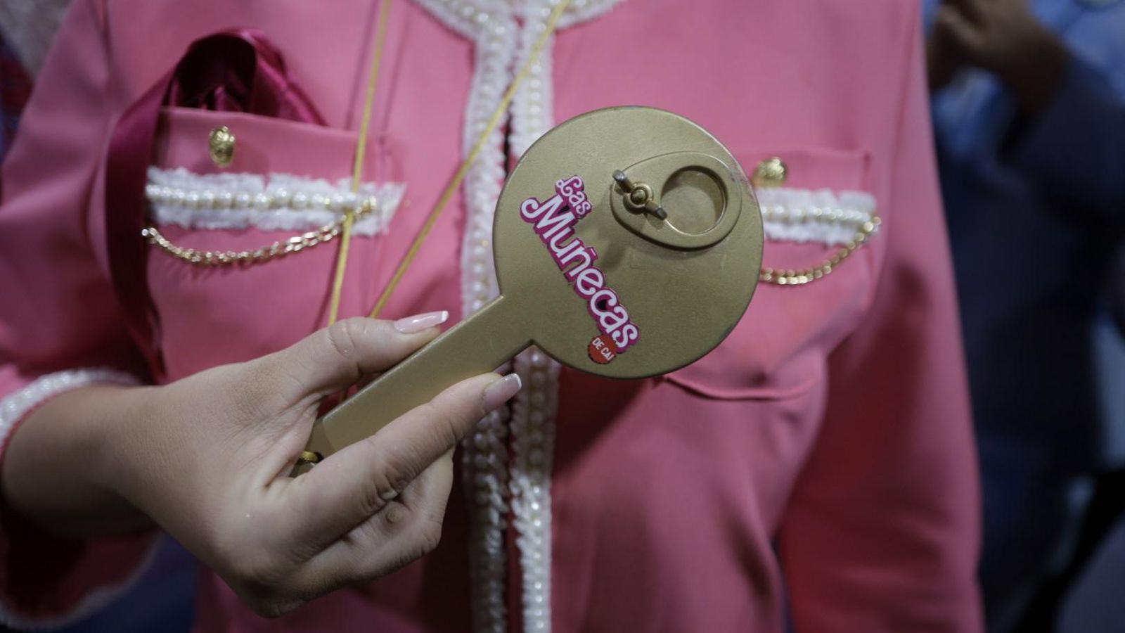 El pito de carnaval adopta la forma de espejo