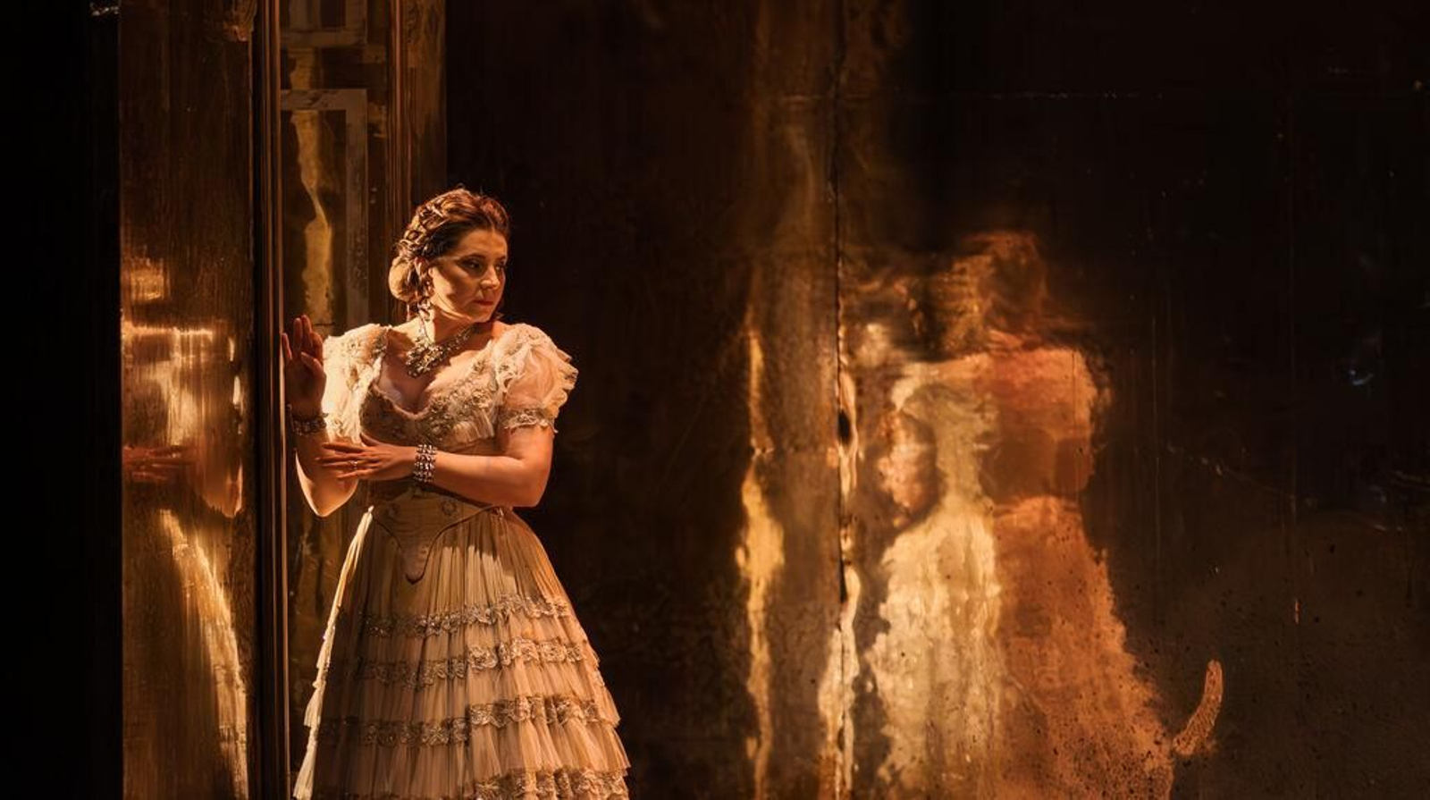 Un instante de la intervención de Sabina Puértolas en ‘La Traviata’.