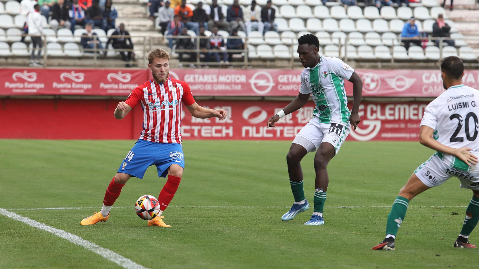 Las fotos del Algeciras-Antequera de Primera Federación