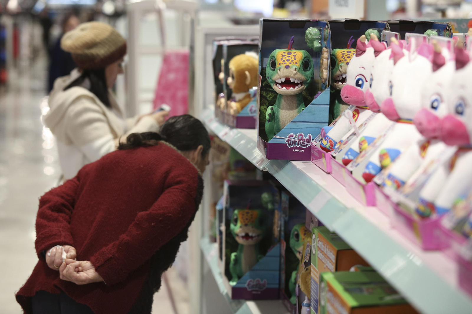 Fotos de las jugueterías de Málaga días antes de los Reyes Magos